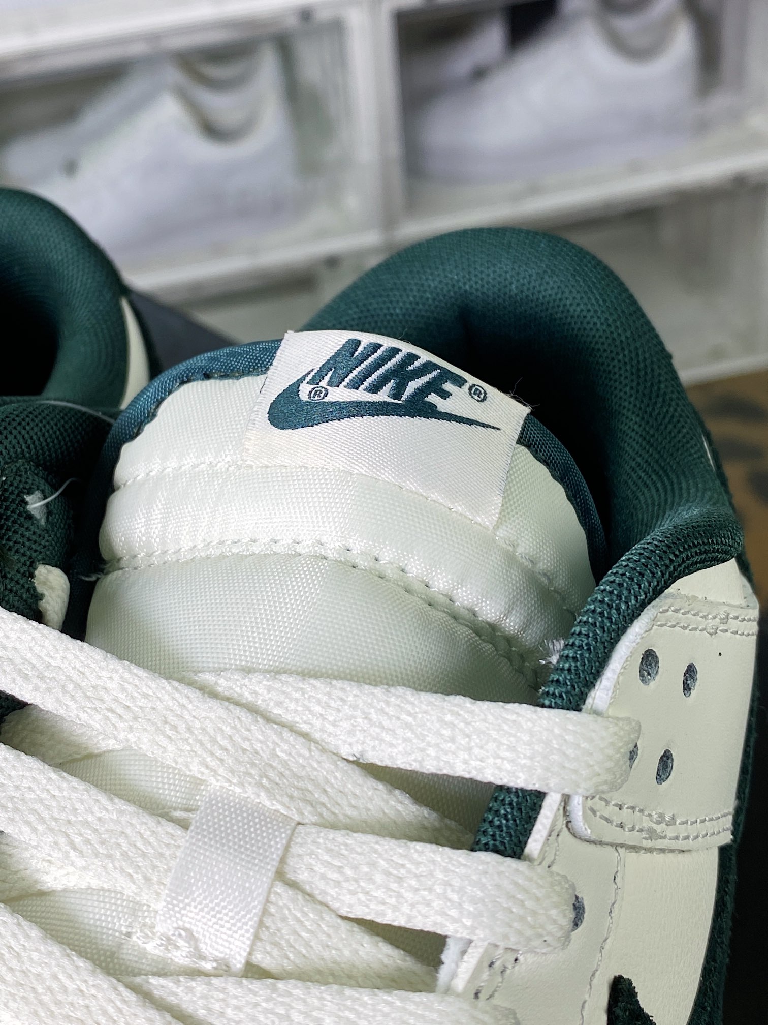 Nike SB Dunk Low ”Athletic Department” dunk series low-top sneakers ”off-white dark green oxidation bottom” FQ8080-133