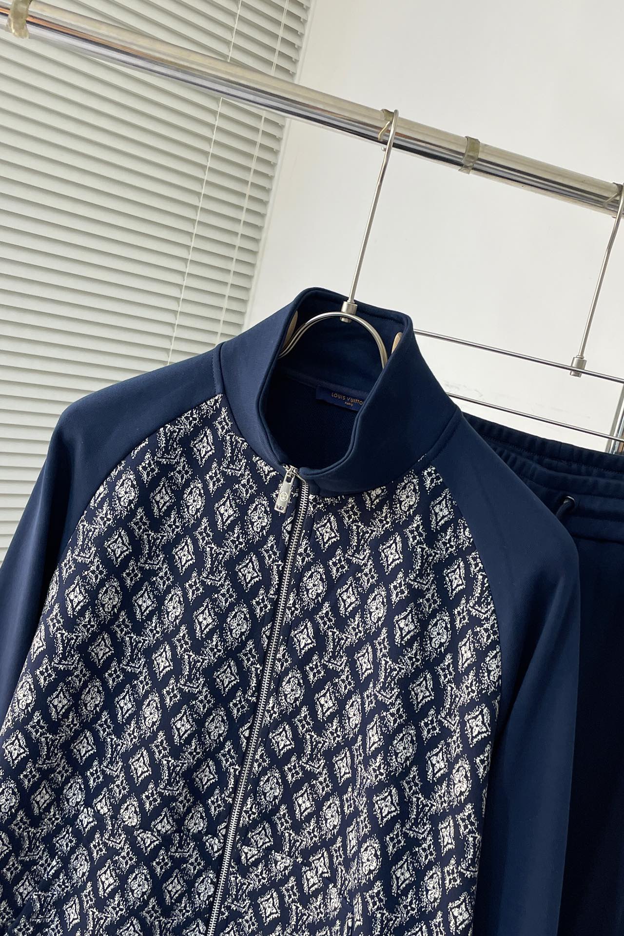 路易威登 Louis Vuitton 高级成衣风衣外套及大衣服饰 #D85D9963 4