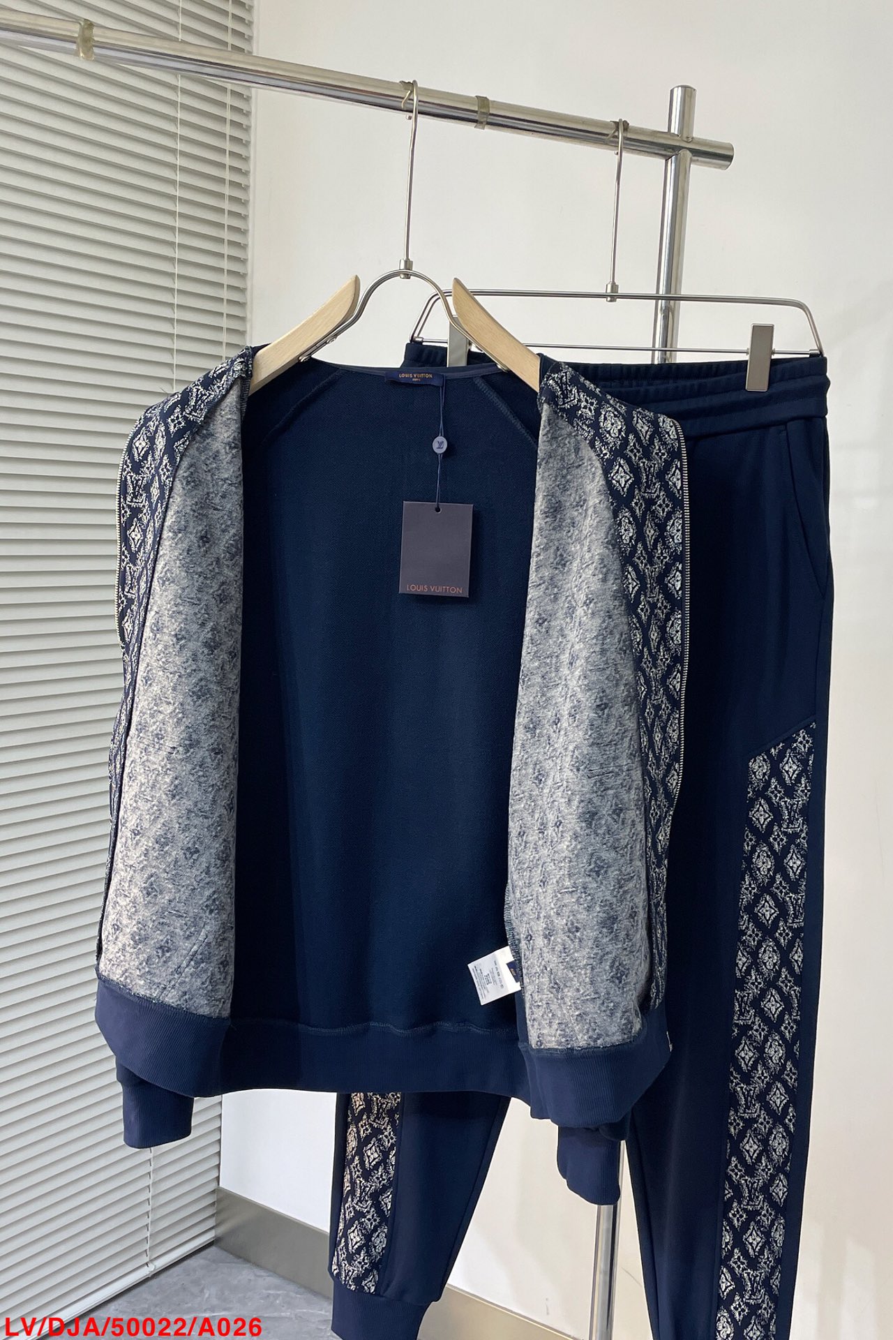 路易威登 Louis Vuitton 高级成衣风衣外套及大衣服饰 #D85D9963 3