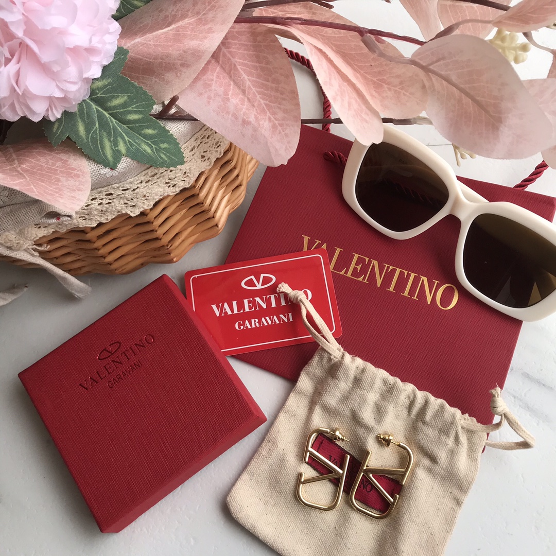 발렌티노 귀걸이 63505 Valentino Earrings