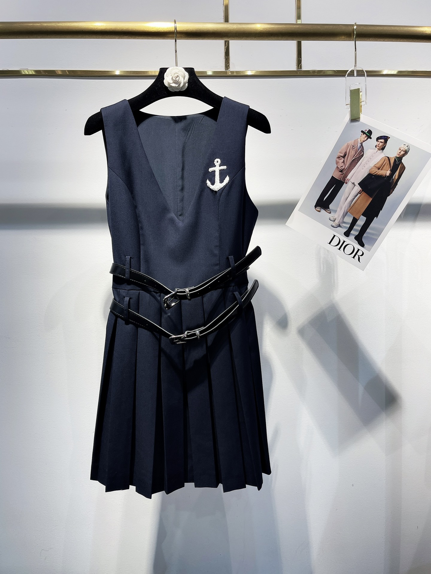Exclusive Thom Browne College Shirt Collection: High-Quality, Youthful, Tailored Style. - 图片 2