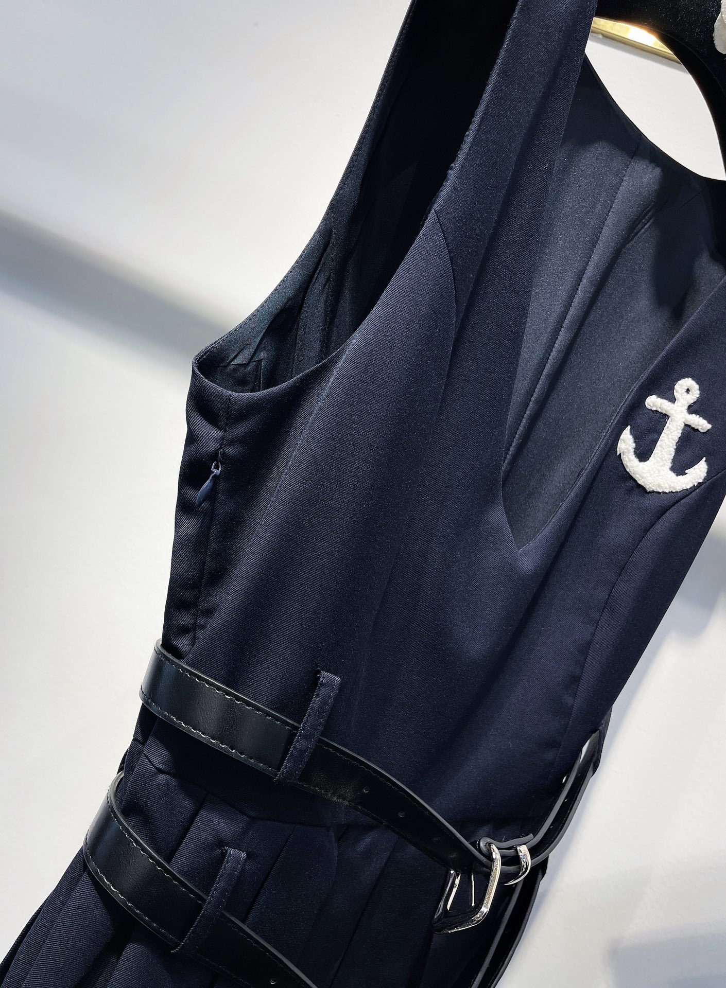 Exclusive Thom Browne College Shirt Collection: High-Quality, Youthful, Tailored Style. - 图片 5