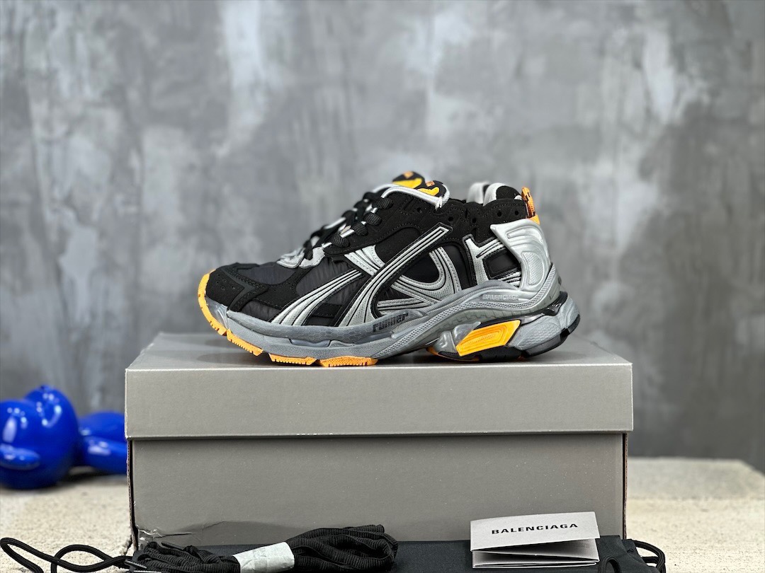 NO:229794,380/400 [Spot] Balenciaga 7.5th generation new BALENCIAGA Balenciaga-Runner shows the designer Demna's sneaker style through details such as glue, old making, stitching, etc., using a pair of 