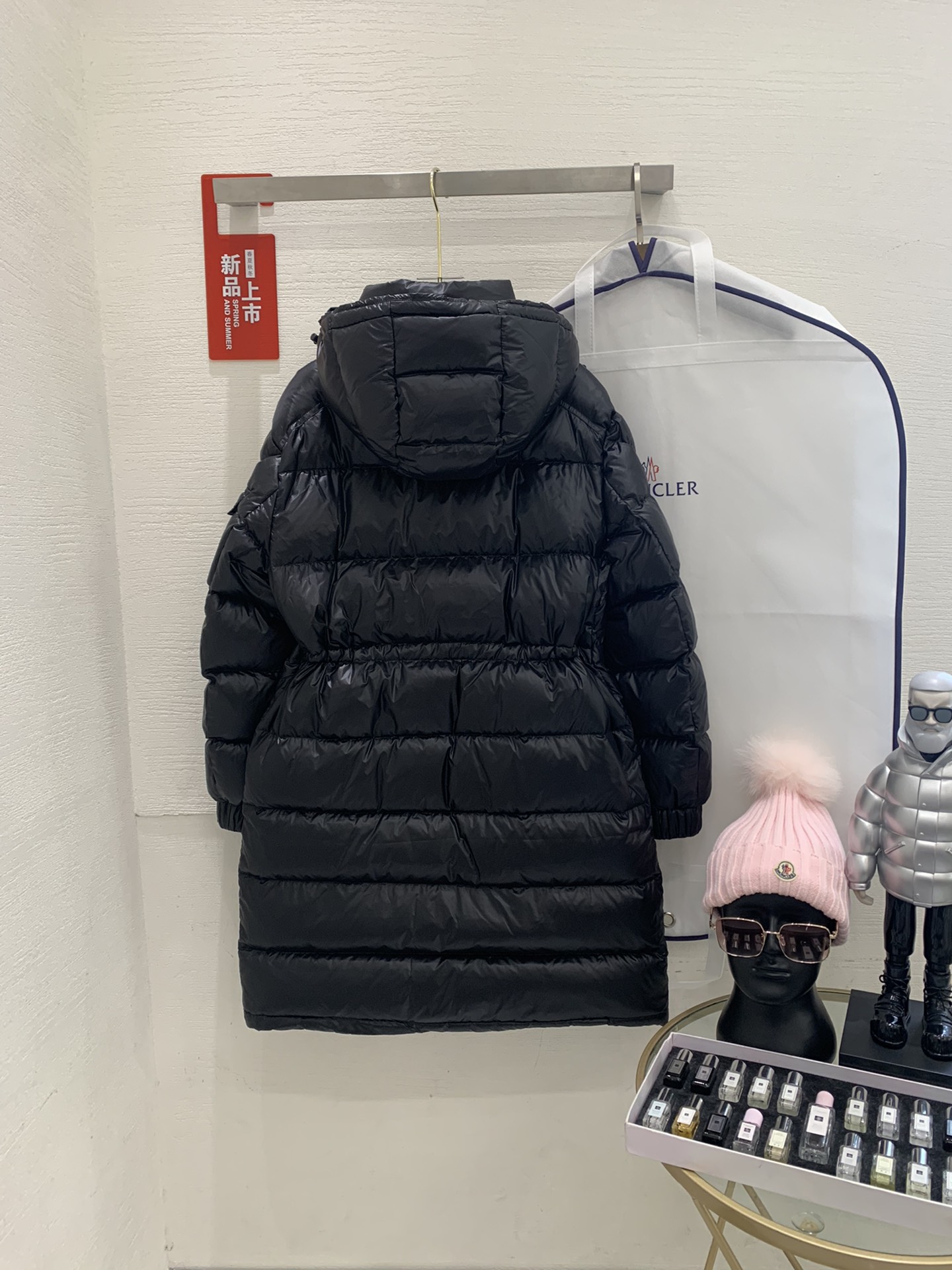 Moncler/蒙口春款女士MEILLON长款连帽羽绒服码数0-1-2-3颜色黑*白Meillon羽绒服