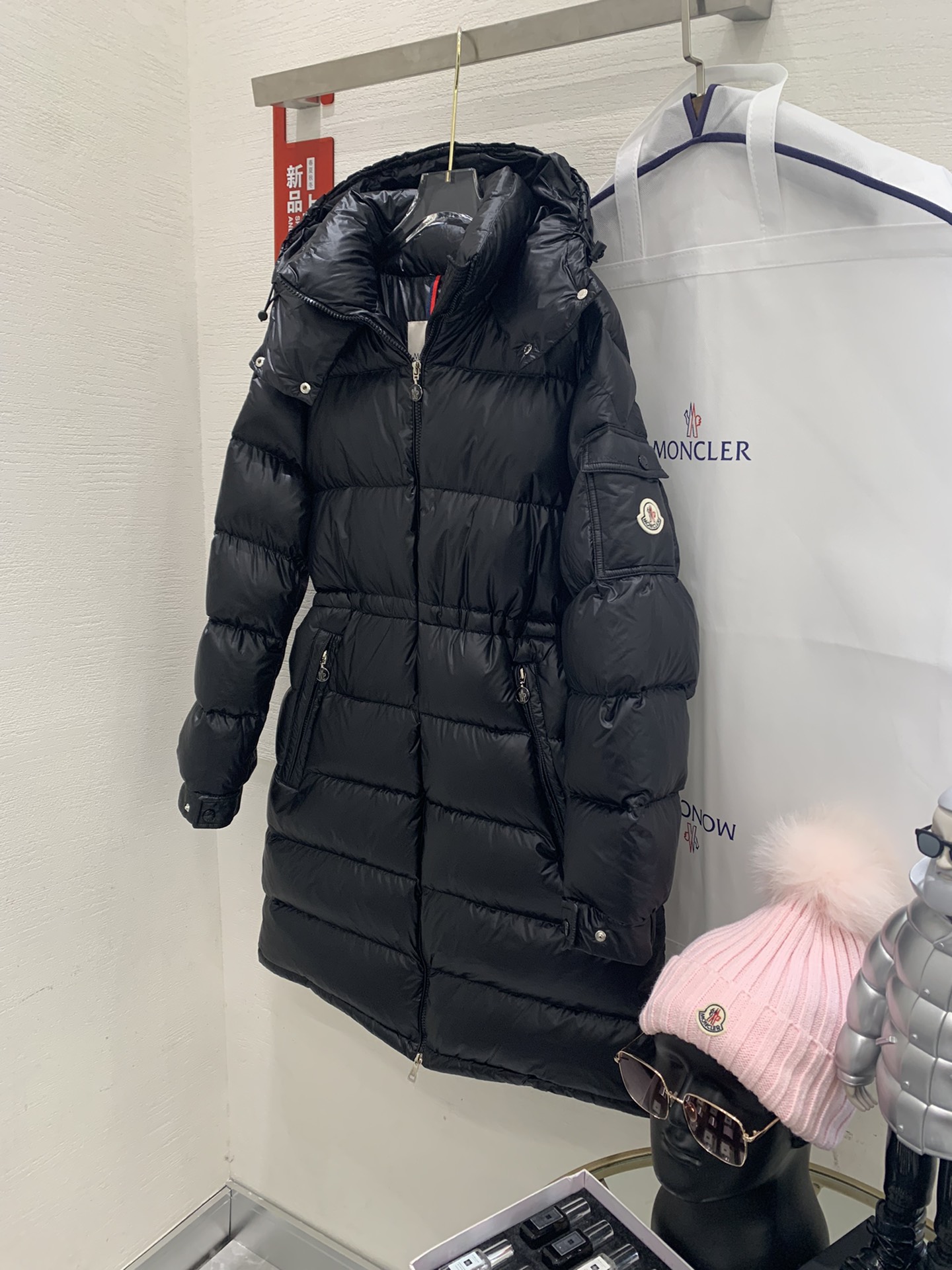 Moncler/蒙口春款女士MEILLON长款连帽羽绒服码数0-1-2-3颜色黑*白Meillon羽绒服