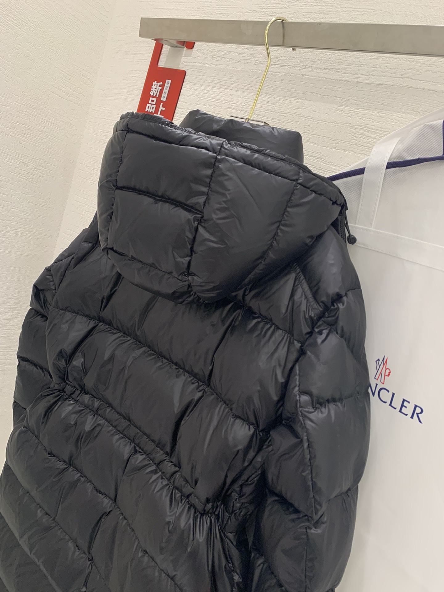 Moncler/蒙口春款女士MEILLON长款连帽羽绒服码数0-1-2-3颜色黑*白Meillon羽绒服