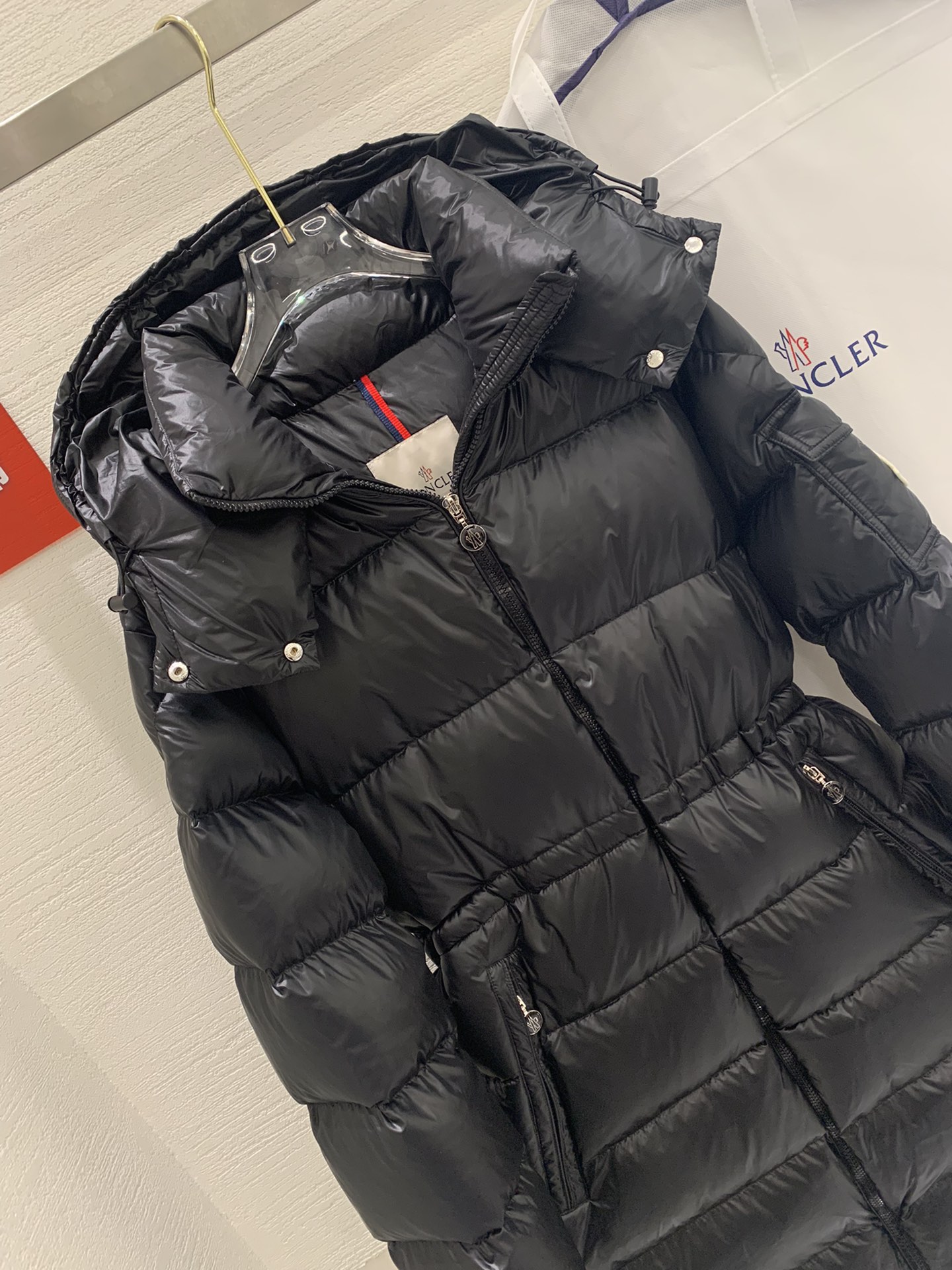 Moncler/蒙口春款女士MEILLON长款连帽羽绒服码数0-1-2-3颜色黑*白Meillon羽绒服