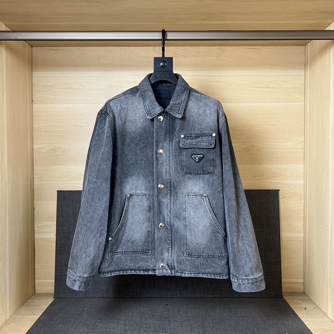 Prada Clothing Coats & Jackets Unisex Fall/Winter Collection