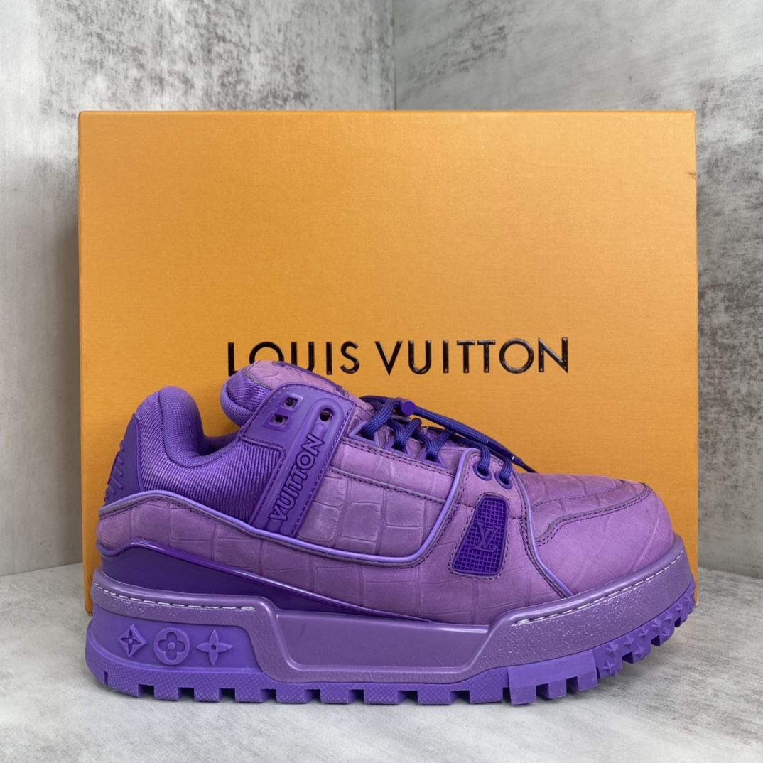 Louis Vuitton 新款上架 LV Louis Vuitton 23S走秀款Trainer 胖丁面包滑板鞋 独家开模暗花老花串珠