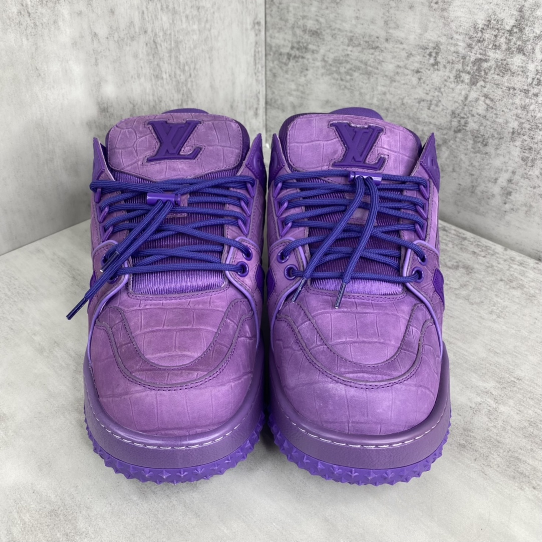 Louis Vuitton 新款上架 LV Louis Vuitton 23S走秀款Trainer 胖丁面包滑板鞋 独家开模暗花老花串珠