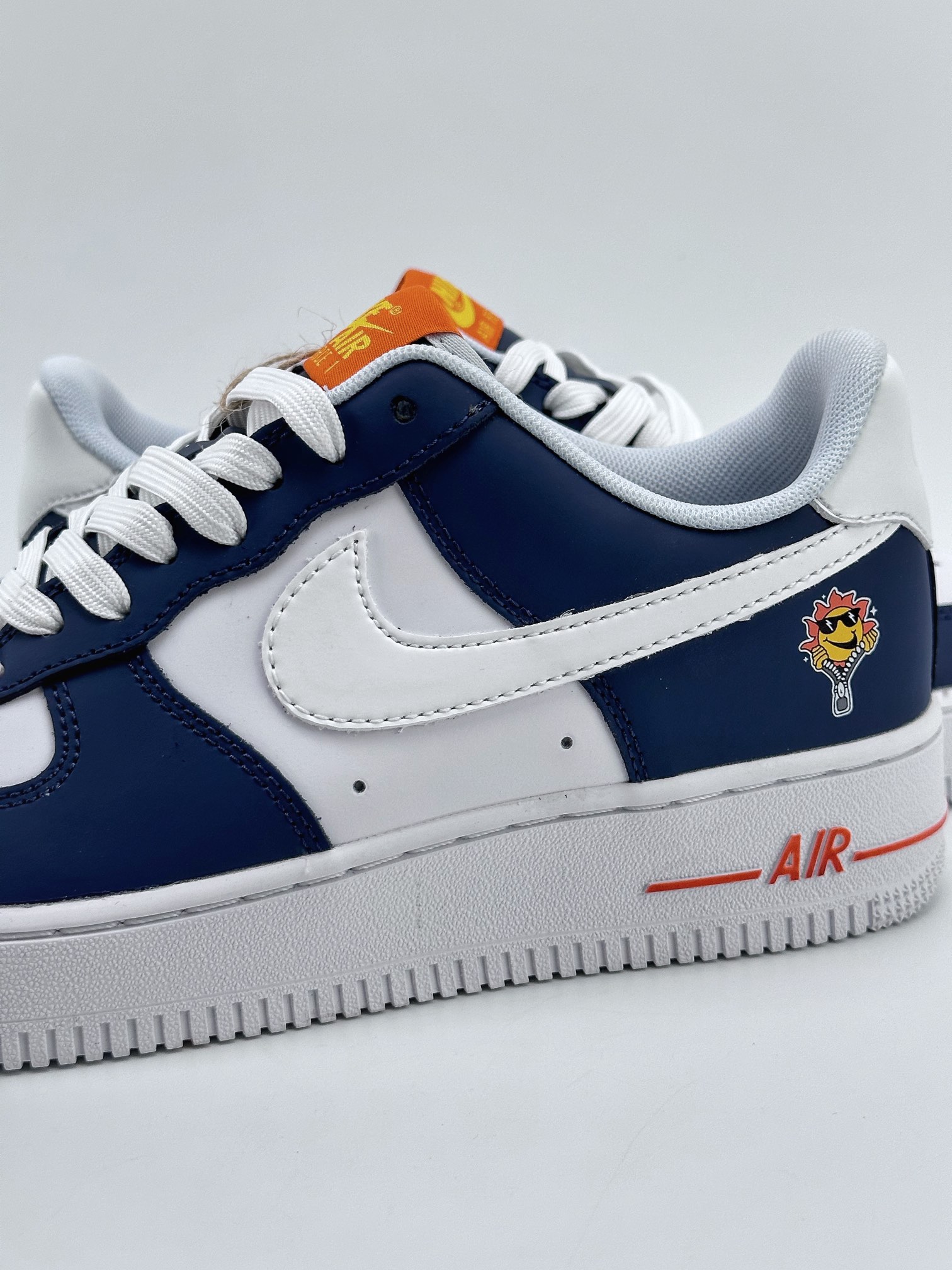 Nike Air Force 1 Low 07 ”UV Color Change” White Dark Blue FN7239-410