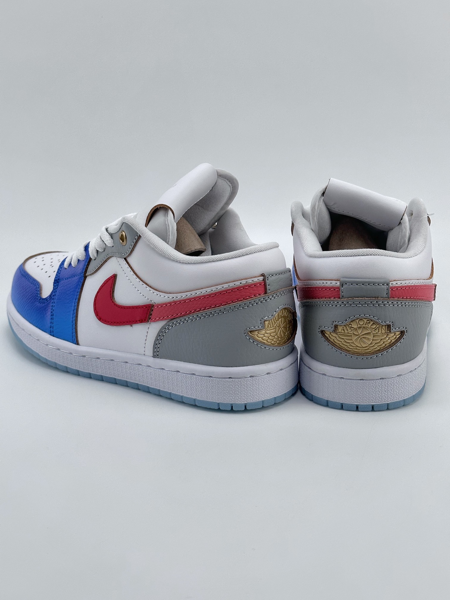 Air Jordan 1 Low SE ”Philippiner” White, Blue and Red FN8901-164