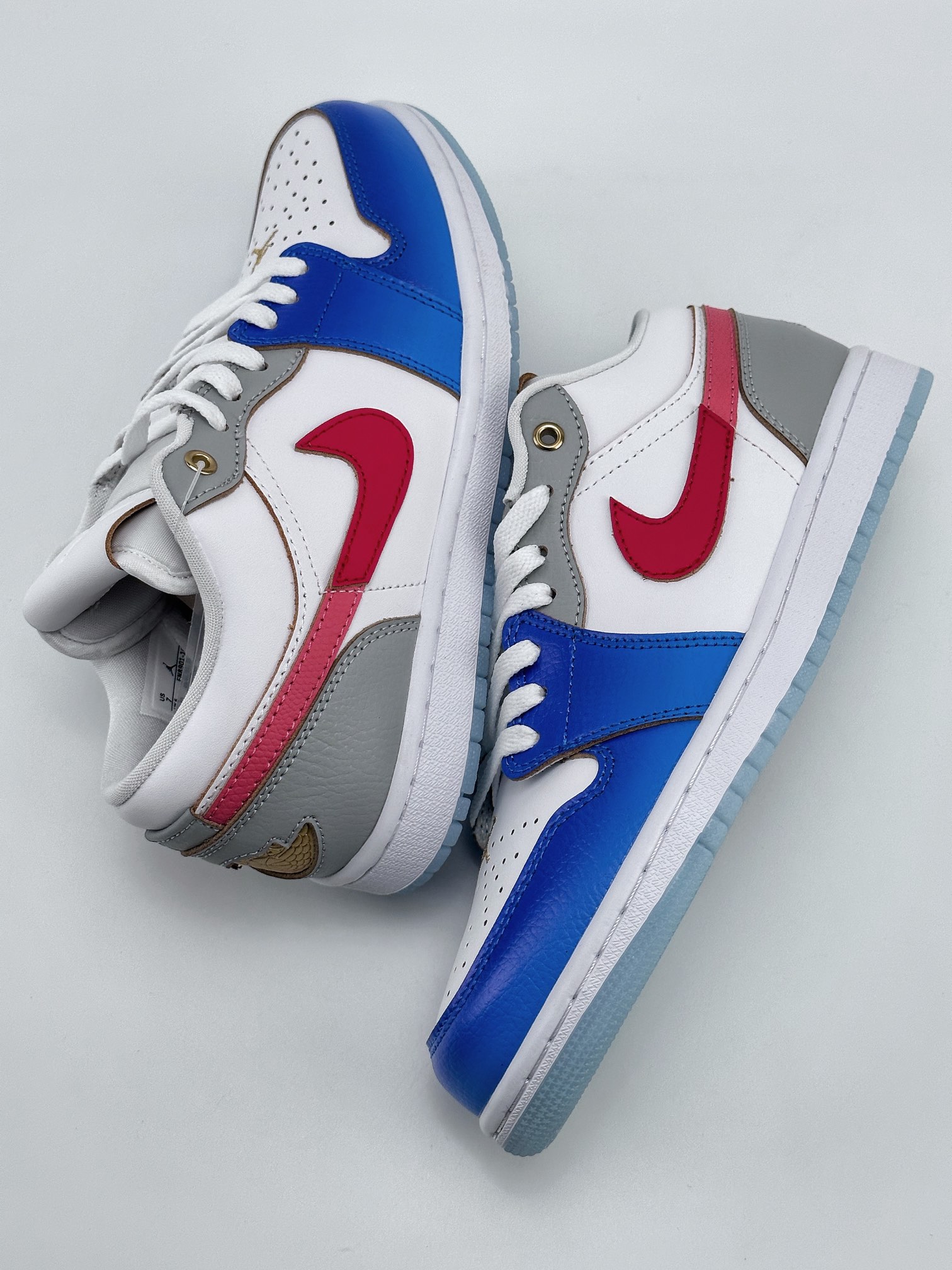 Air Jordan 1 Low SE ”Philippiner” White, Blue and Red FN8901-164