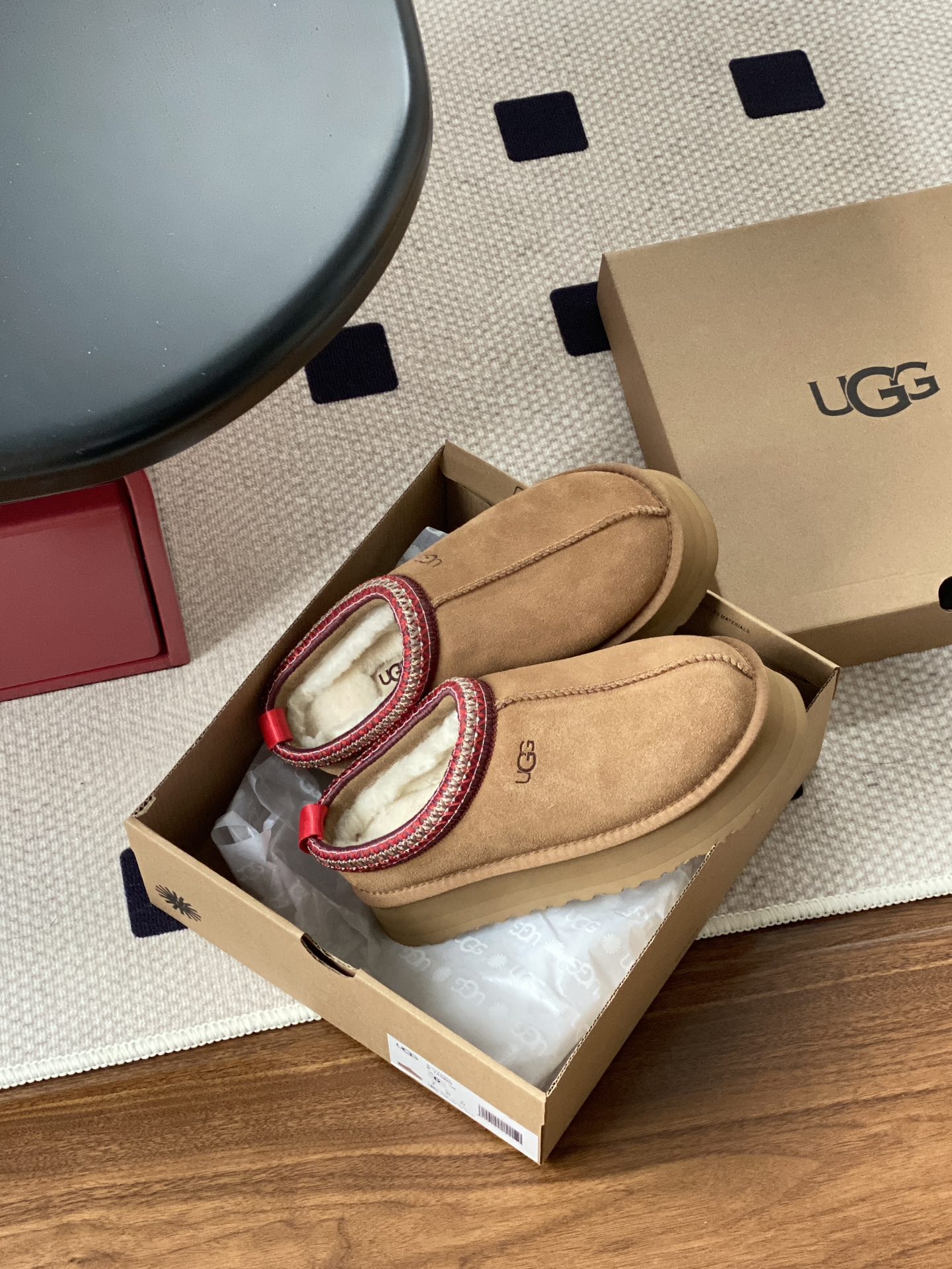 细节图  🔥双11预热特惠🔥CX专供 独家纯原 【UGG】原xx 新民族风 半拖厚底4cm 2553 UGG 官网款👍23ss升级厚底民族风内里全羊毛🐏厚底松糕增高又显腿长❕栗色温柔经典又百搭🫶🏻颜色:栗色、橄榄绿、黑色、芥菜籽