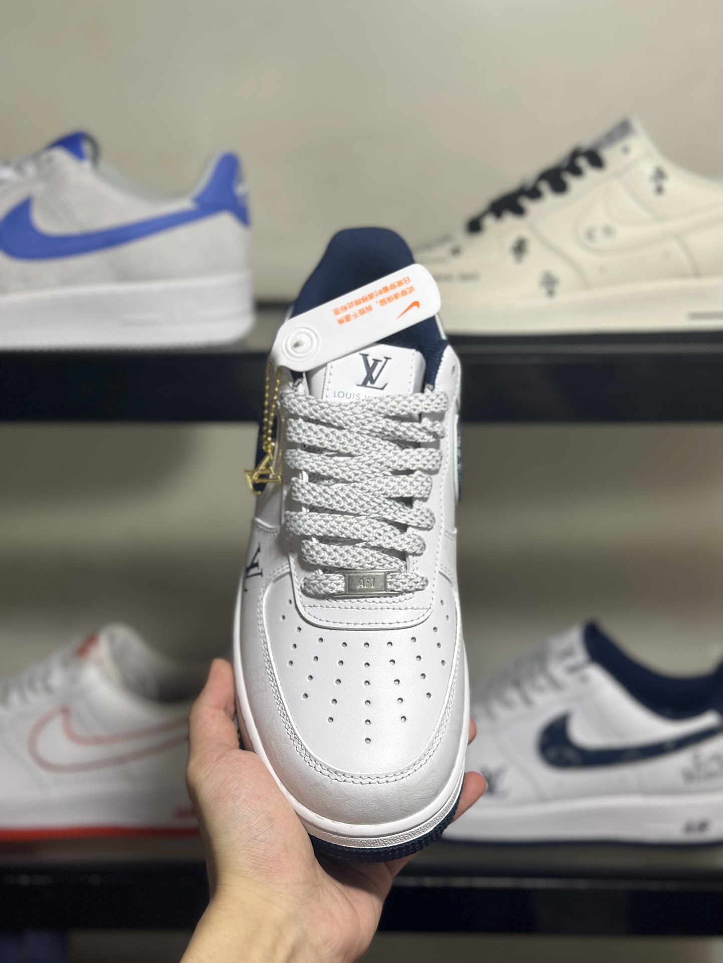 NikeAirForce1LowLV