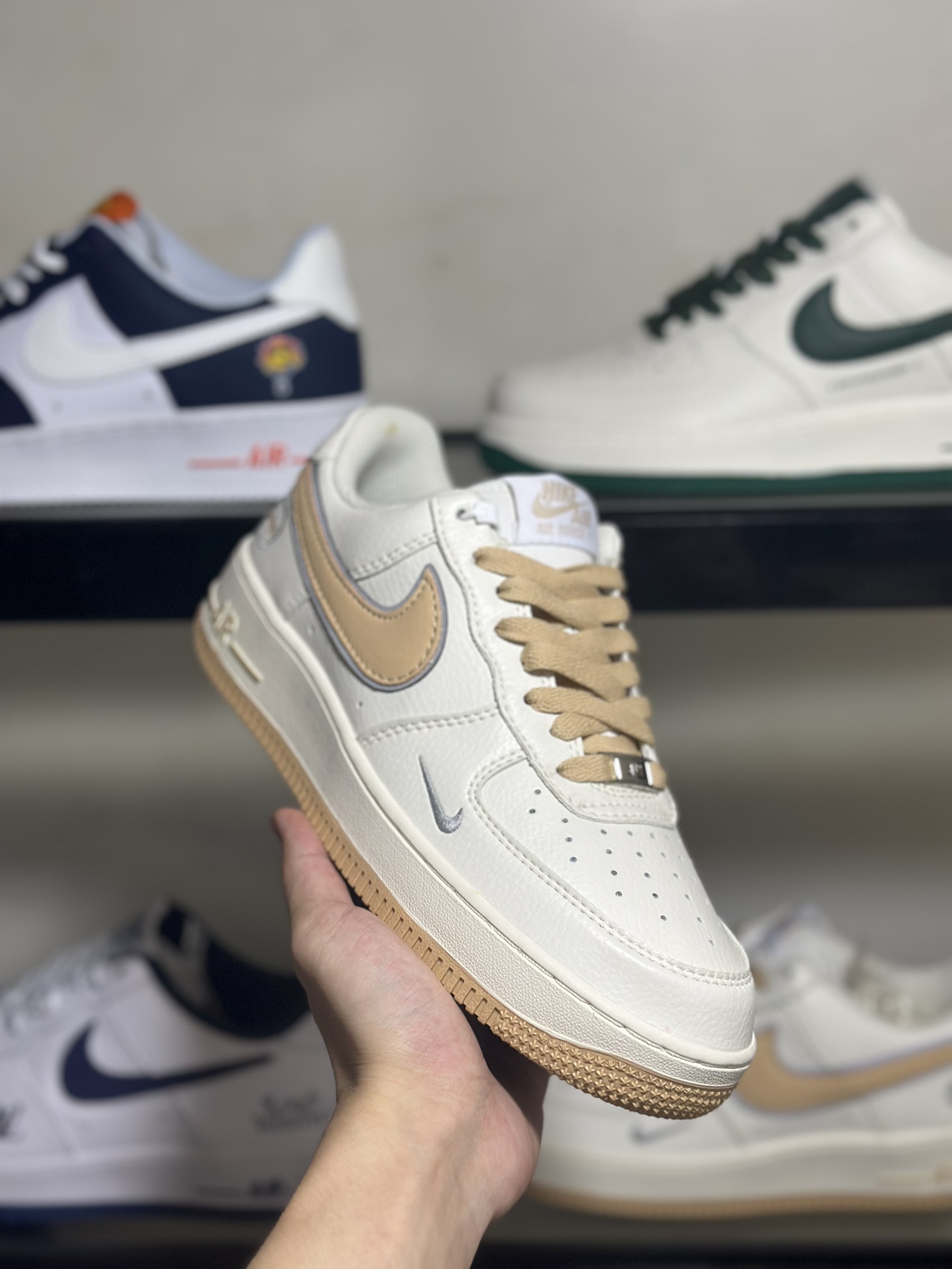 NikeAirForce1LowHo