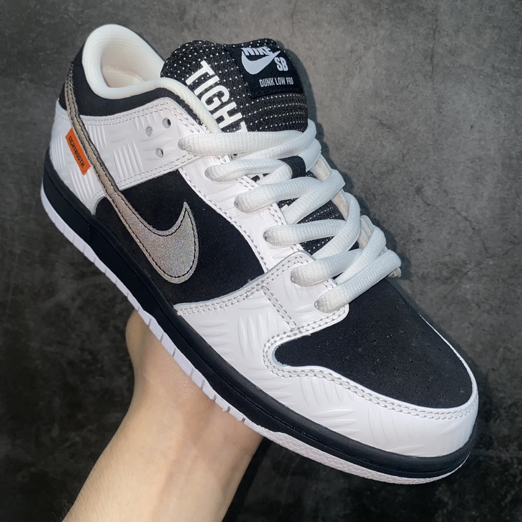 [Pure original gt version] Tightbooth x Nk SB Dunk joint model reverse panda SB low-top casual sports skateboard shoes FD2629-100