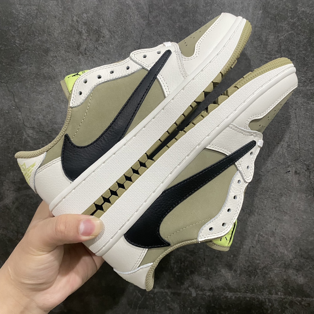 图片[2]-【渠道L版】Travis Scott x Air Jordan AJ1 Low Golf \”Olive\” TS联名倒钩高尔夫低帮6.0 FZ3124-200原盒原配 原厂拉帮工艺 针距密度一致 全新升级网板中底 原楦原纸板开发 后跟弧度收口自然不对折 极致一眼正品既视感 原厂皮料 进口玻璃冲刀皮料裁剪零毛边 承诺百分百一致原鞋 全鞋电脑针车工艺 鞋面清洁度最高QC检验标准 控制溢胶 原厂电绣工艺 鞋标鞋盒、防尘纸  均采购来自原厂SIZE：36 36.5 37.5 38 38.5 39 40 40.5 41 42 42.5 43 44 44.5 45 46 47.5-莆田鞋批发中心