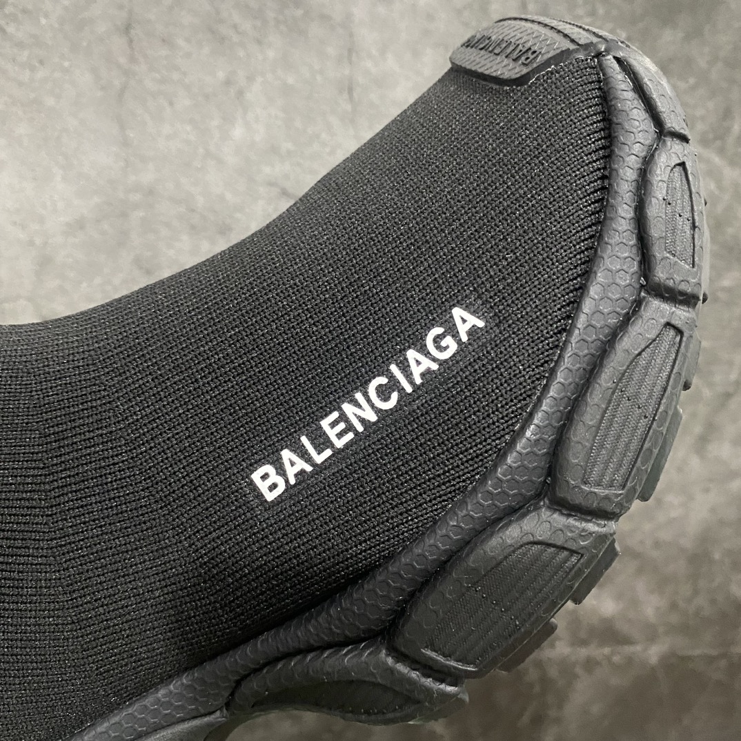 图片[7]-【莞产顶级】BALENCIAGA巴黎世家3XL 袜子鞋✨n复古休闲运动鞋 系列推出探索时尚界对于原创与挪用的概念、以全新系列致敬传承与经典，以标志性Balenciaga廓形和抽象大底，碰撞出诙谐又和谐的新创意、原版一比一做法、鞋面高密度飞织 独家组合大底、正品全套包装n码数：35-44-莆田鞋批发中心