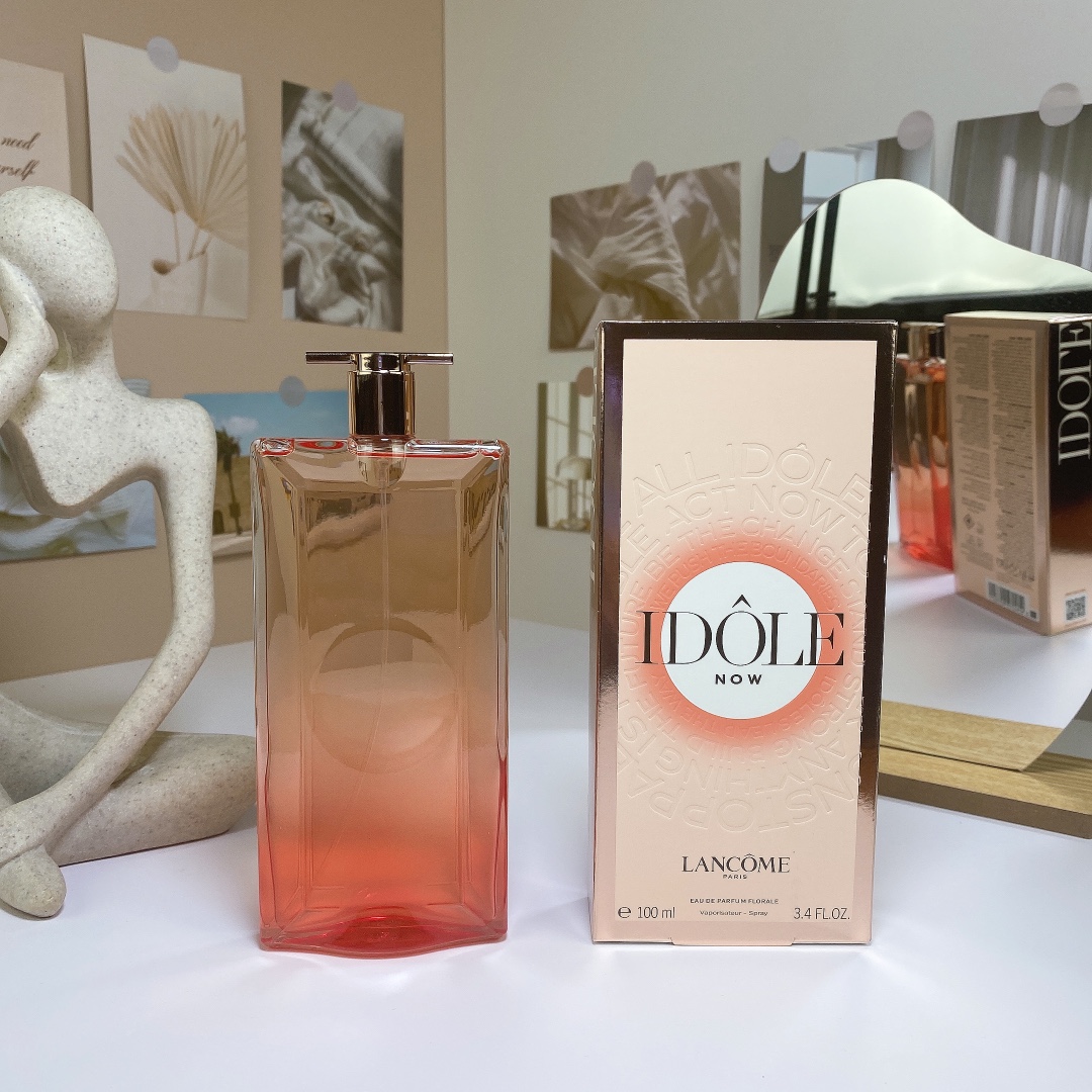85💰原单品质
LANCOME兰蔻23版是我偶像密语NOW花香浓香水100ML
浓香水EDP
前调：伊斯帕塔玫瑰佛手柑
中调:兰花和茉莉花
基调:香草
是一款花香型香水,
由三种主调混合而成的,
它以来自土耳其伊斯帕尔
塔的玫瑰净油的玫瑰香味
开场,引向粉感的兰花中心。
奶油味的香草基调为
整体香气增添了一丝甜美
和性感。
