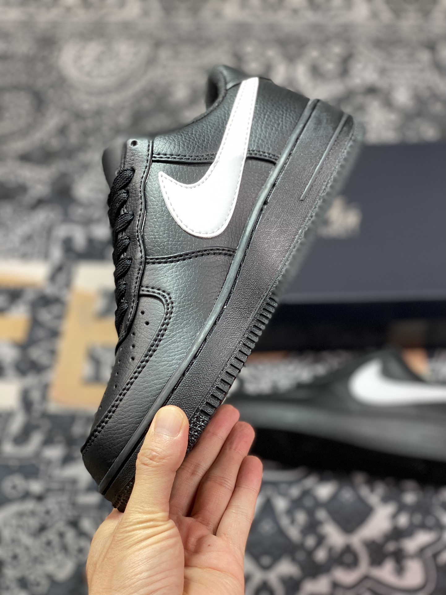 Air Force 1'07 Low black and white wide hook CI9553-001