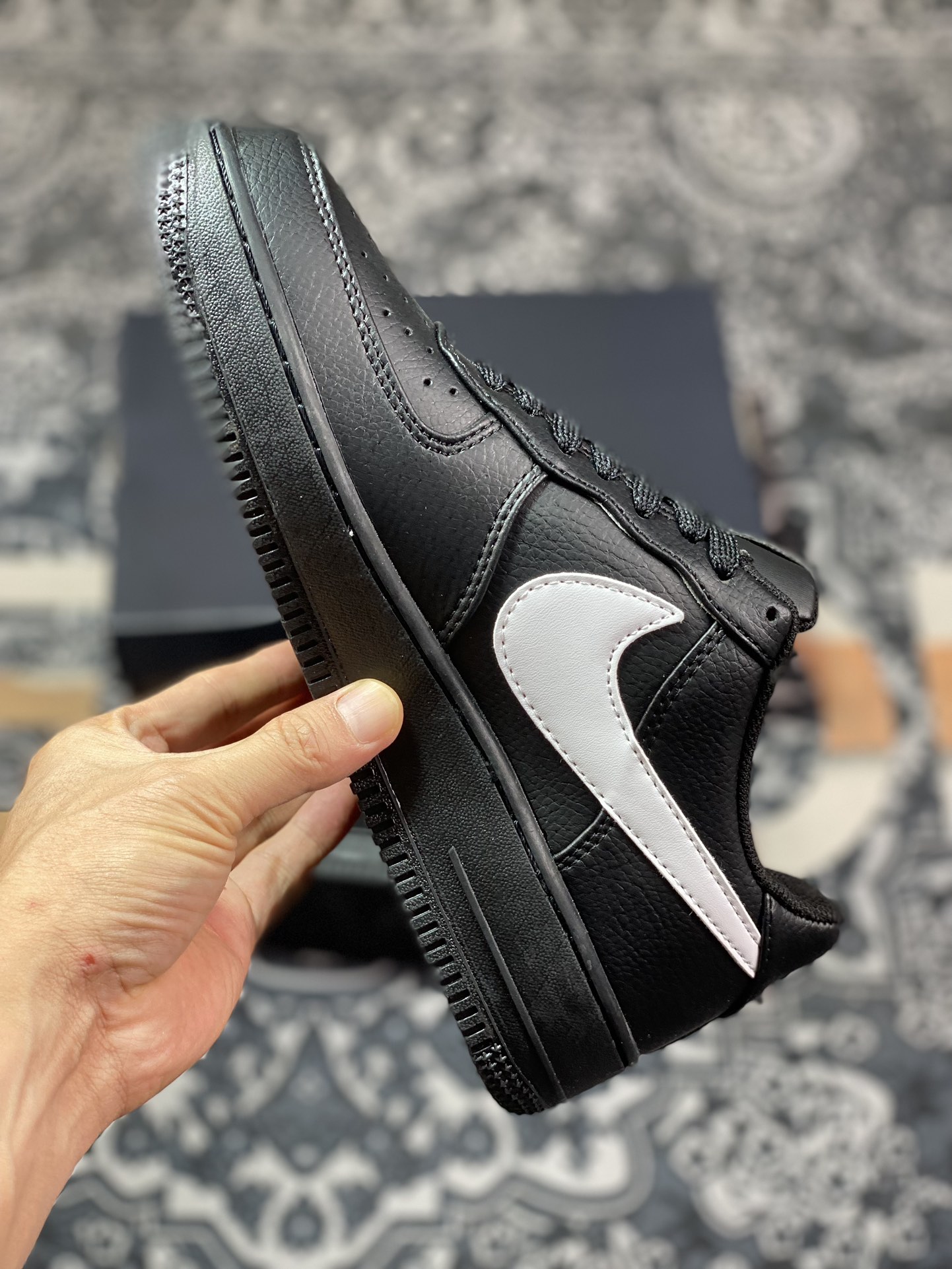 Air Force 1'07 Low black and white wide hook CI9553-001