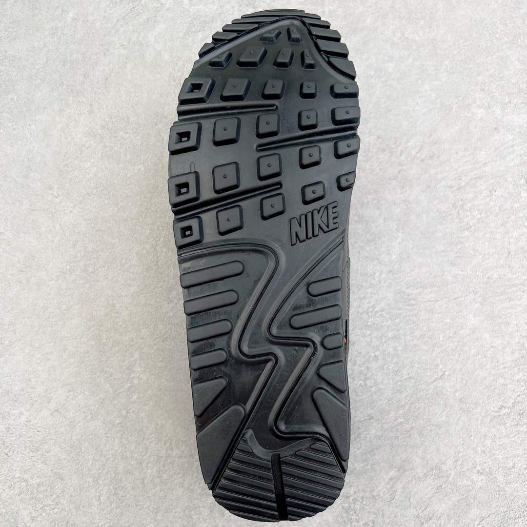 图片[9]-＃MX版 NK Air MAX 90 气垫复古减震跑步鞋 DC4116-001 经典重温 独家陆续补货 外单专供大厂出品 品质稳定 一百余色 终端操作 Air Max 90于1990年推出 来自Air Max系列 在Air Max 1的基础上改进而得 增加了气垫面积 外型上也更为流线 最特別的就是加入了菱纹塑胶嵌板 为Air Max 90增添了许多潮流气息 皮革鞋面 造就出色耐穿性和支撑力 Max Air缓震配置搭配泡棉中底 令Air Max 90轻盈而舒适 华夫格橡胶外底 铸就Air Max 90非凡的抓地力 而Air Max 90不仅是一双跑鞋 它成功跨越了时间的演进 成为了球鞋文化与潮流圈中最熟为人知的鞋款之一 尺码：36 36.5 37.5 38 38.5 39 40 40.5 41 42 42.5 43 44 44.5 45-选品中心