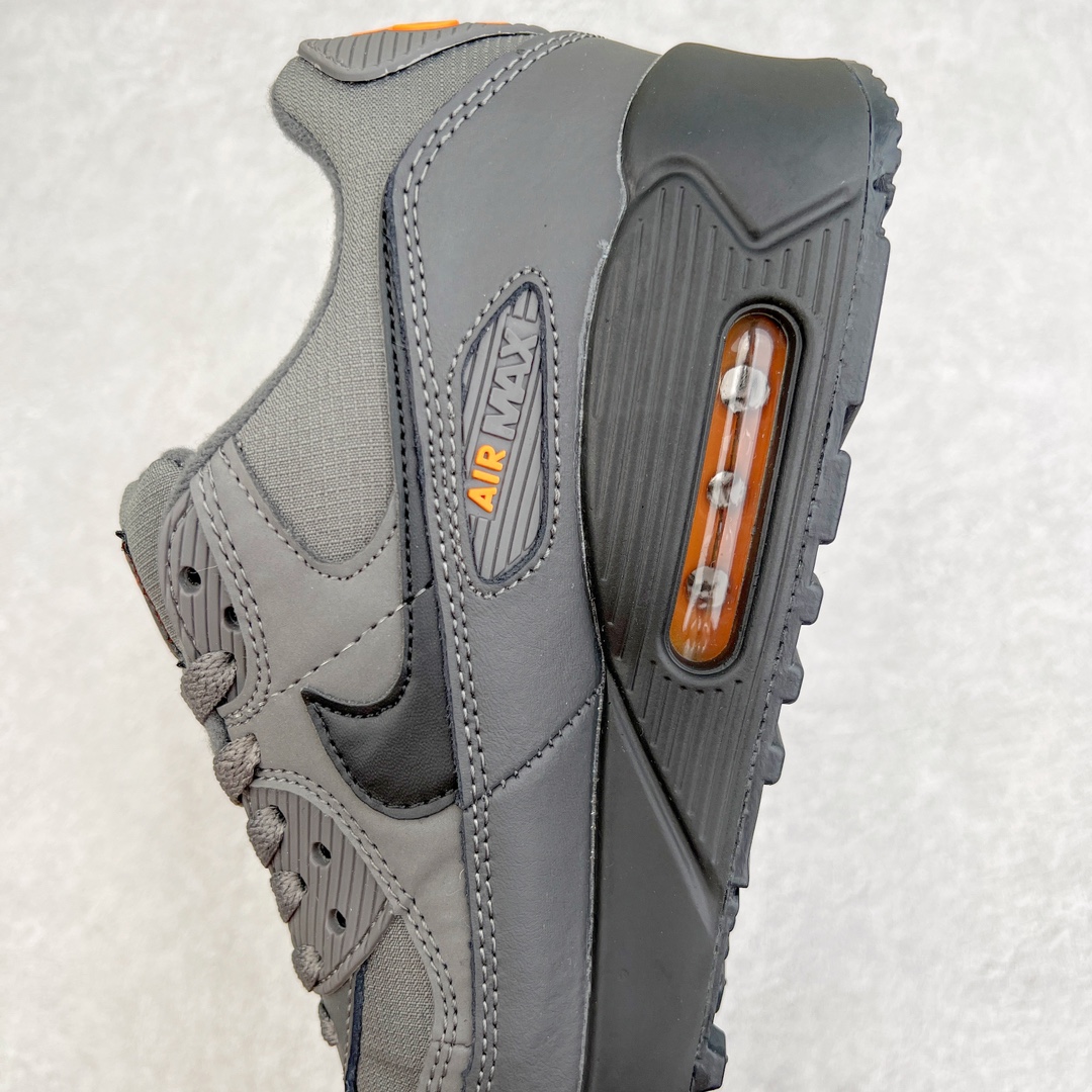 图片[7]-＃MX版 NK Air MAX 90 气垫复古减震跑步鞋 DC4116-001 经典重温 独家陆续补货 外单专供大厂出品 品质稳定 一百余色 终端操作 Air Max 90于1990年推出 来自Air Max系列 在Air Max 1的基础上改进而得 增加了气垫面积 外型上也更为流线 最特別的就是加入了菱纹塑胶嵌板 为Air Max 90增添了许多潮流气息 皮革鞋面 造就出色耐穿性和支撑力 Max Air缓震配置搭配泡棉中底 令Air Max 90轻盈而舒适 华夫格橡胶外底 铸就Air Max 90非凡的抓地力 而Air Max 90不仅是一双跑鞋 它成功跨越了时间的演进 成为了球鞋文化与潮流圈中最熟为人知的鞋款之一 尺码：36 36.5 37.5 38 38.5 39 40 40.5 41 42 42.5 43 44 44.5 45-选品中心