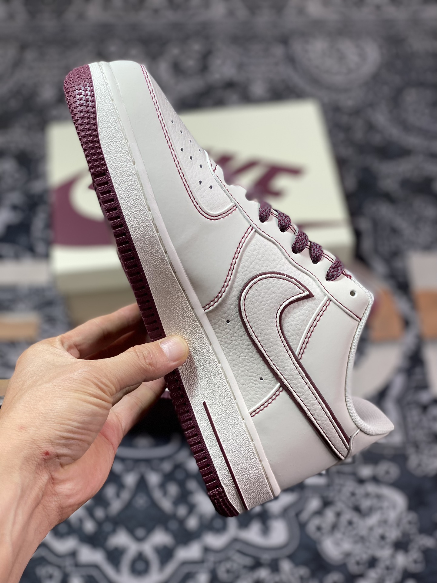 UNDEFEATED x Nike Air Force 1′07 Low ”Beige/Wine Red 3M” Air Force One sneakers ”Leather Beige Wine Red Stitching Five-Bar 3M Reflective” UN3699-022