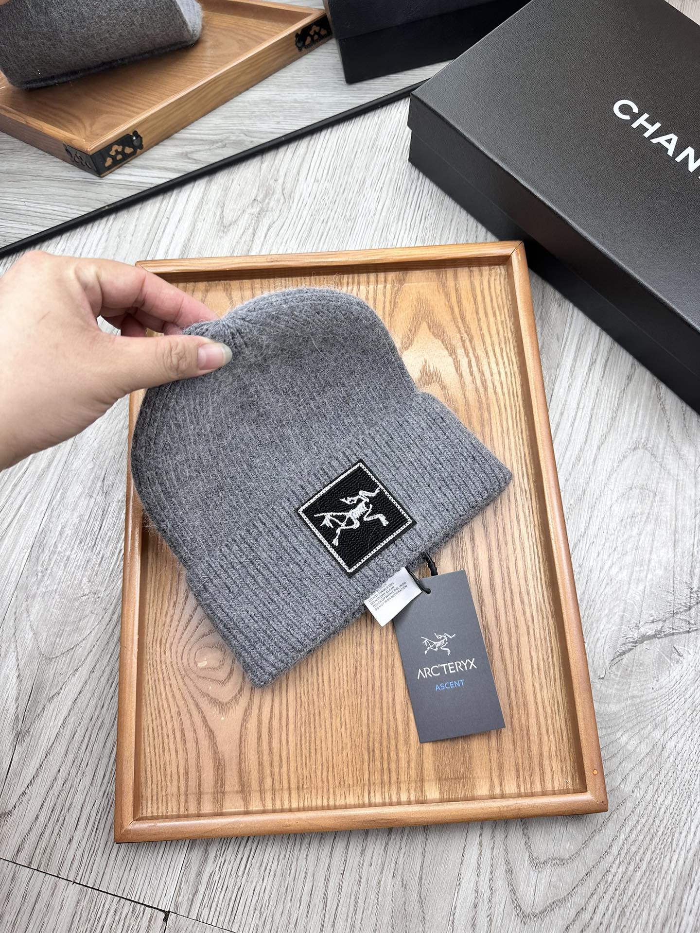 🌹。始祖鸟。 【羊毛单帽】客供小羊毛！珍贵典藏的灵魂帽子！客供色纱.每个颜色都非常好看！经典！手感软腻.