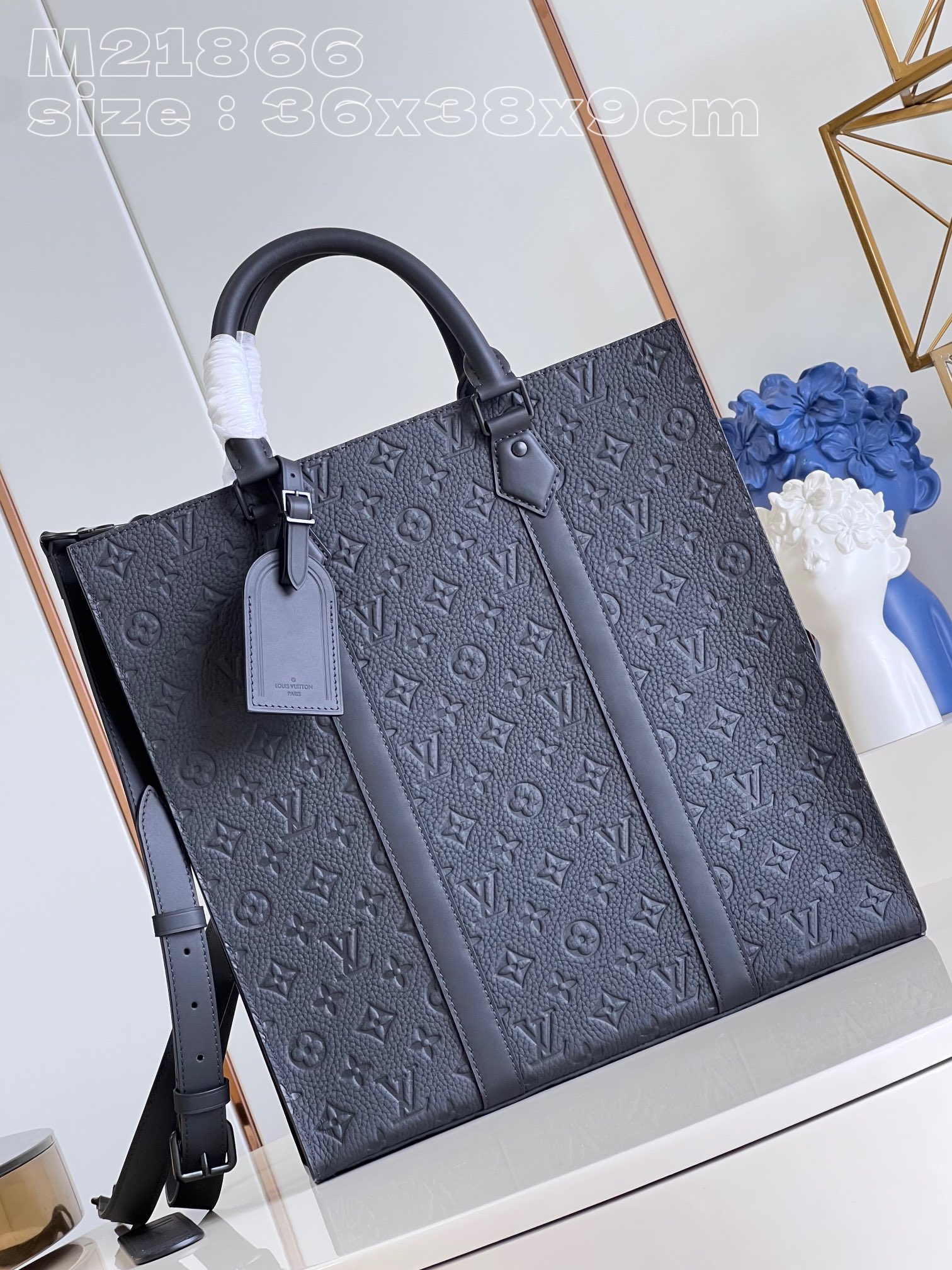 Louis Vuitton LV Sac Plat Bags Handbags Black Taurillon Fashion M21866