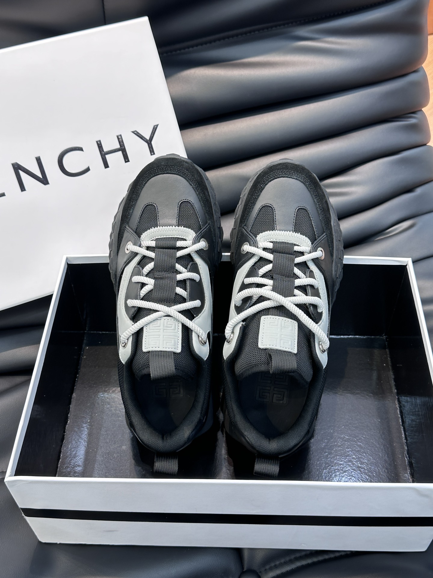 Givy新款时尚男士气垫休闲运动鞋鞋
