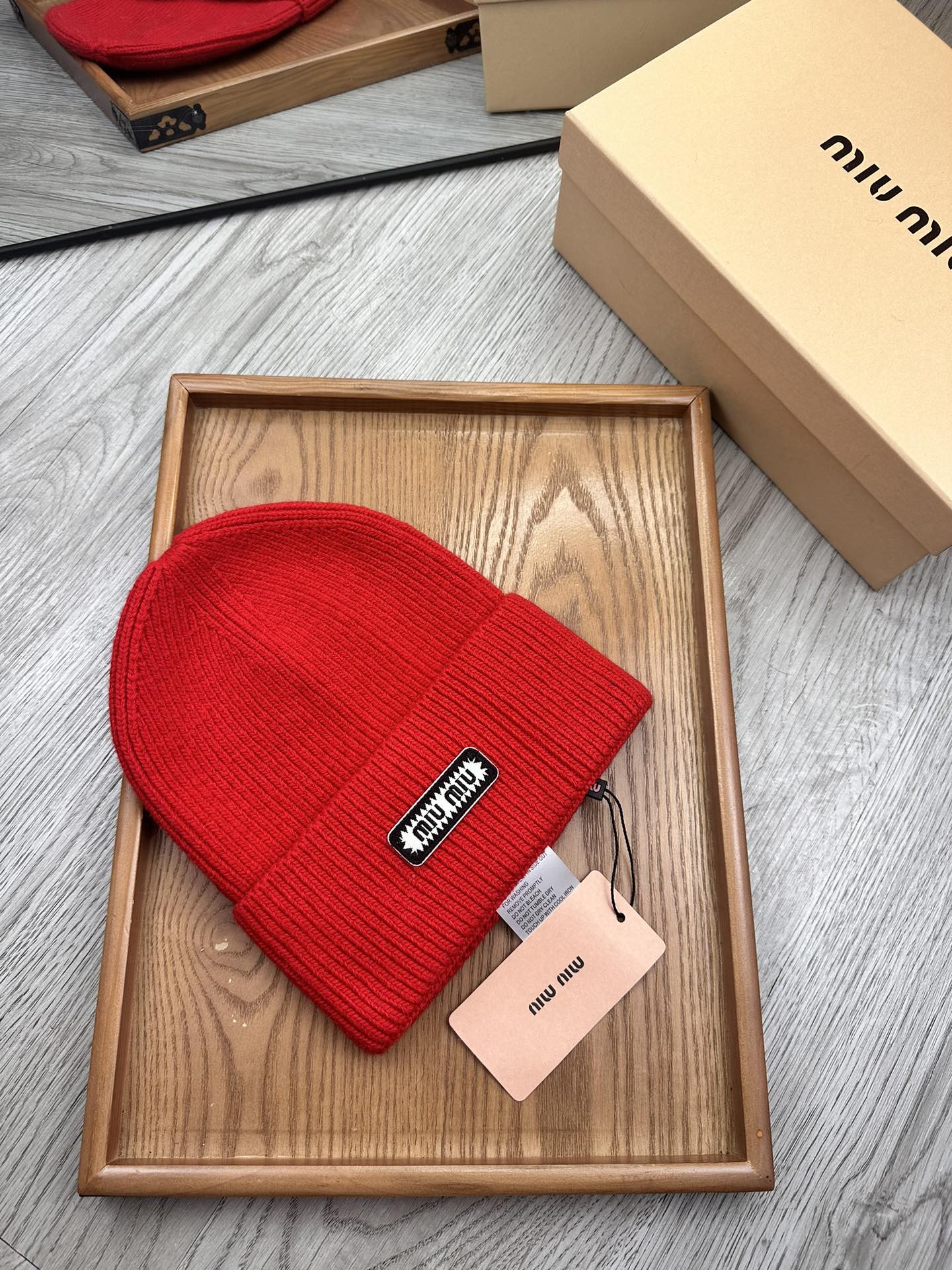 🌹。Miu Miu。 【羊毛单帽】客供小羊毛！珍贵典藏的灵魂帽子！客供色纱.每个颜色都非常好看！经典！手