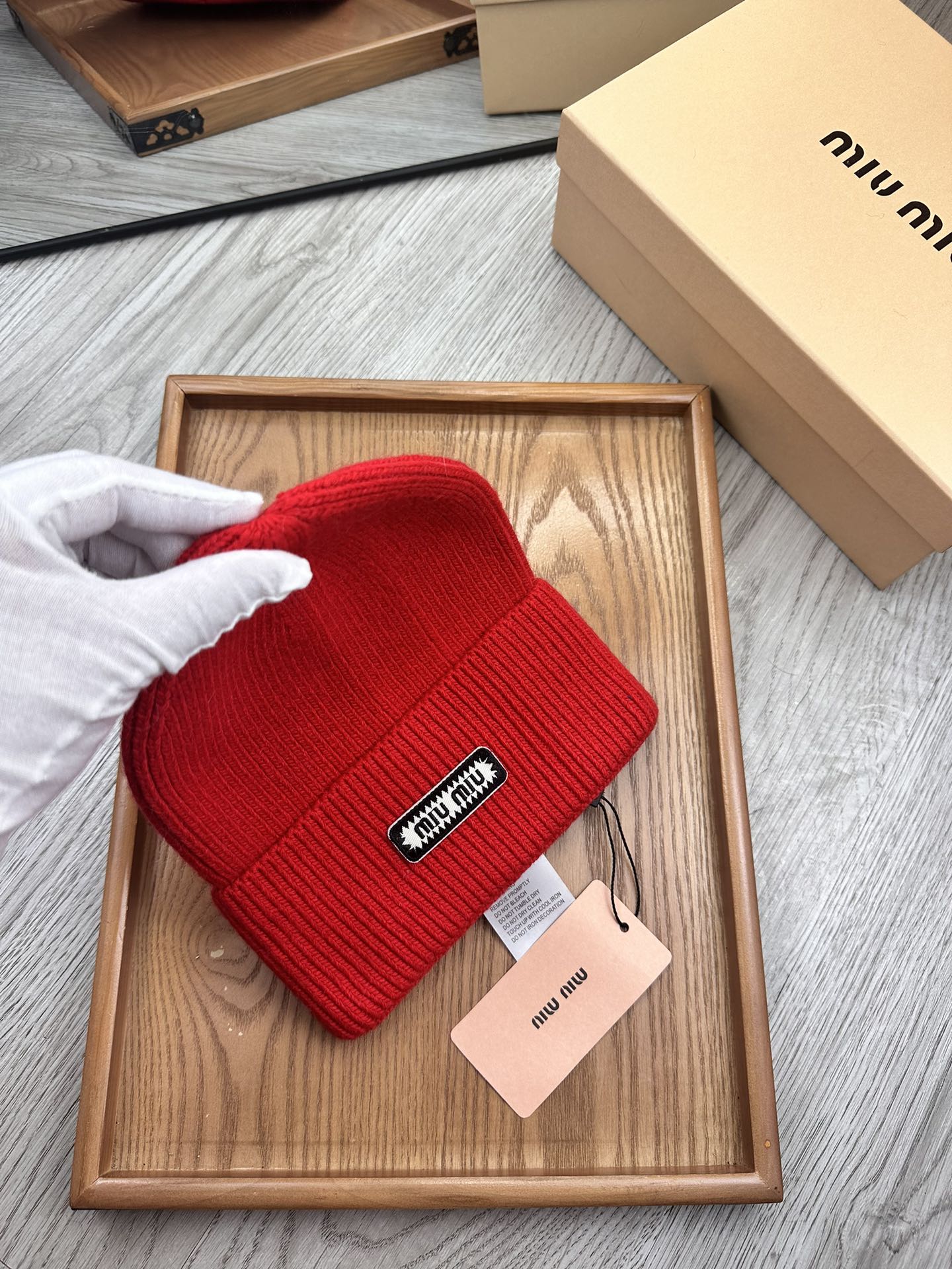 🌹。Miu Miu。 【羊毛单帽】客供小羊毛！珍贵典藏的灵魂帽子！客供色纱.每个颜色都非常好看！经典！手