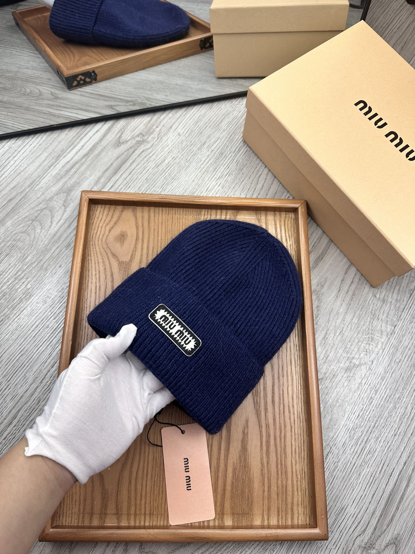 🌹。Miu Miu。 【羊毛单帽】客供小羊毛！珍贵典藏的灵魂帽子！客供色纱.每个颜色都非常好看！经典！手