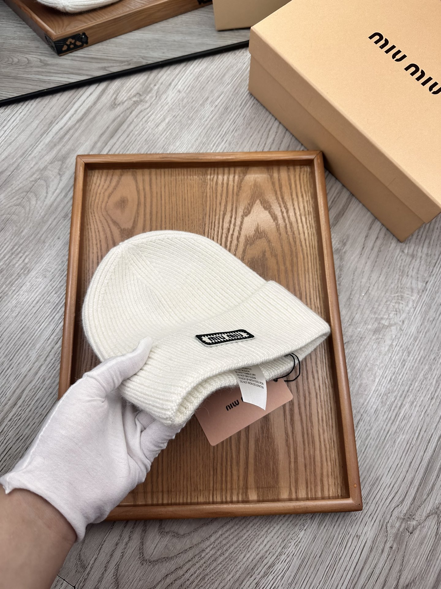 🌹。Miu Miu。 【羊毛单帽】客供小羊毛！珍贵典藏的灵魂帽子！客供色纱.每个颜色都非常好看！经典！手