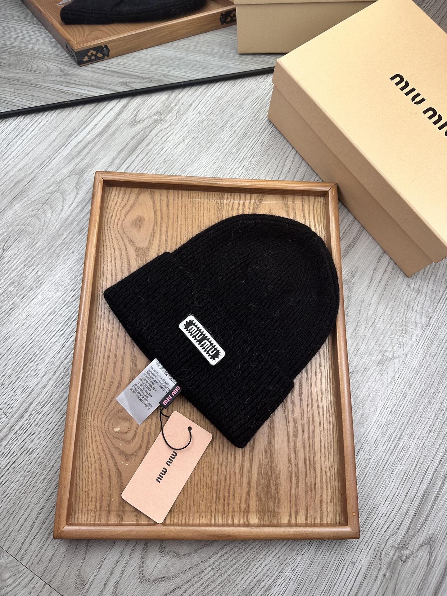 🌹。Miu Miu。 【羊毛单帽】客供小羊毛！珍贵典藏的灵魂帽子！客供色纱.每个颜色都非常好看！经典！手