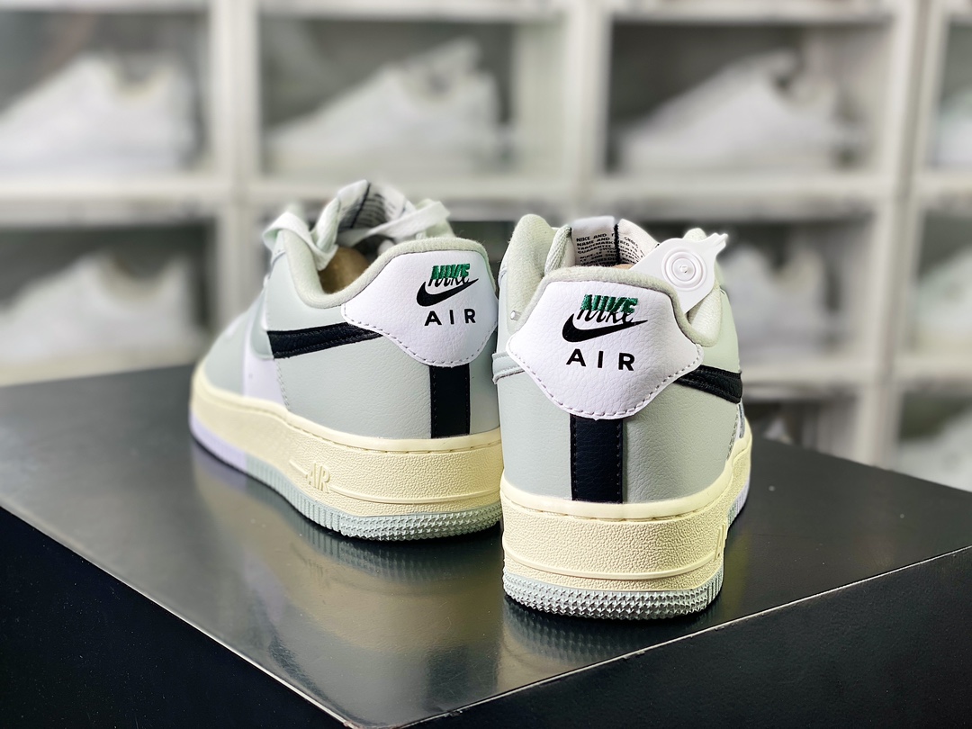 Air Force 1'07 LV8 Low ”Split” Air Force One sneakers ”Splicing light green, white and black hooks” DZ2522-001