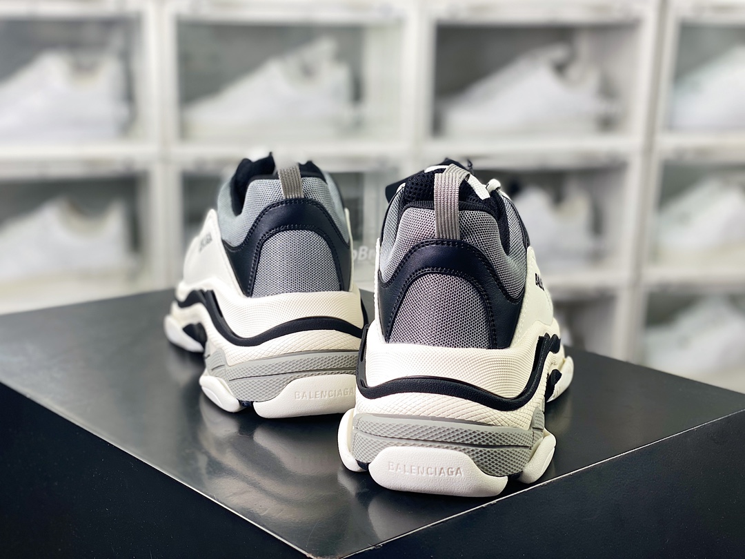 Balenciaga Triple S Clear Sole Sneaker ”Brown/Black LOGO” fashion sneakers ”white, gray and black” 524039 W2FA1 9911