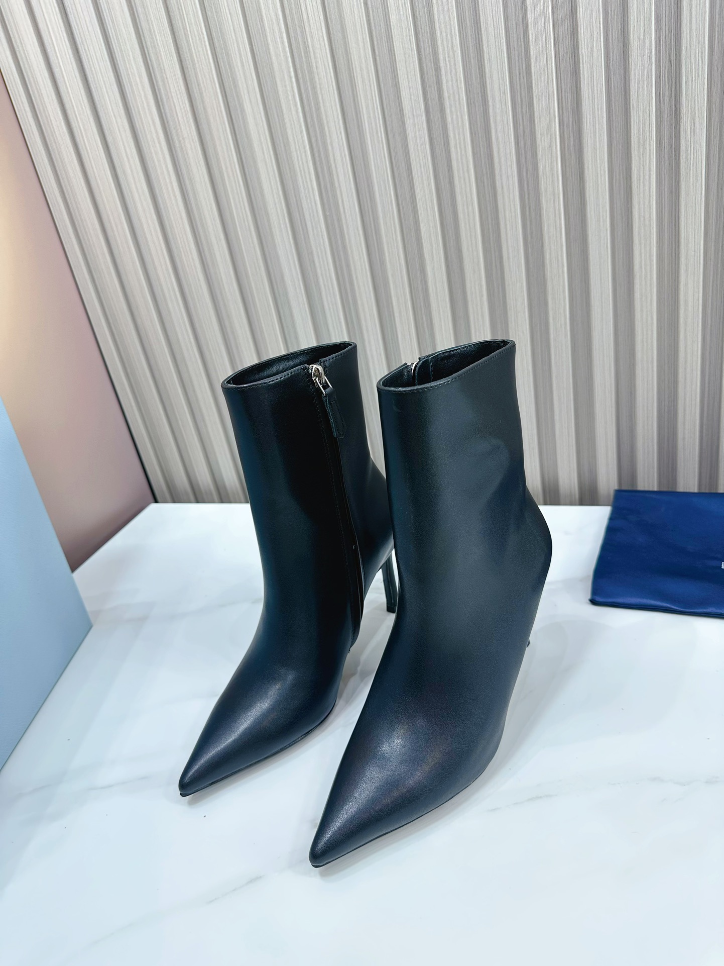 fábrica 2023 SSS relanza las últimas botas largas y cortas de Prada, sandalias zapatos individuales,