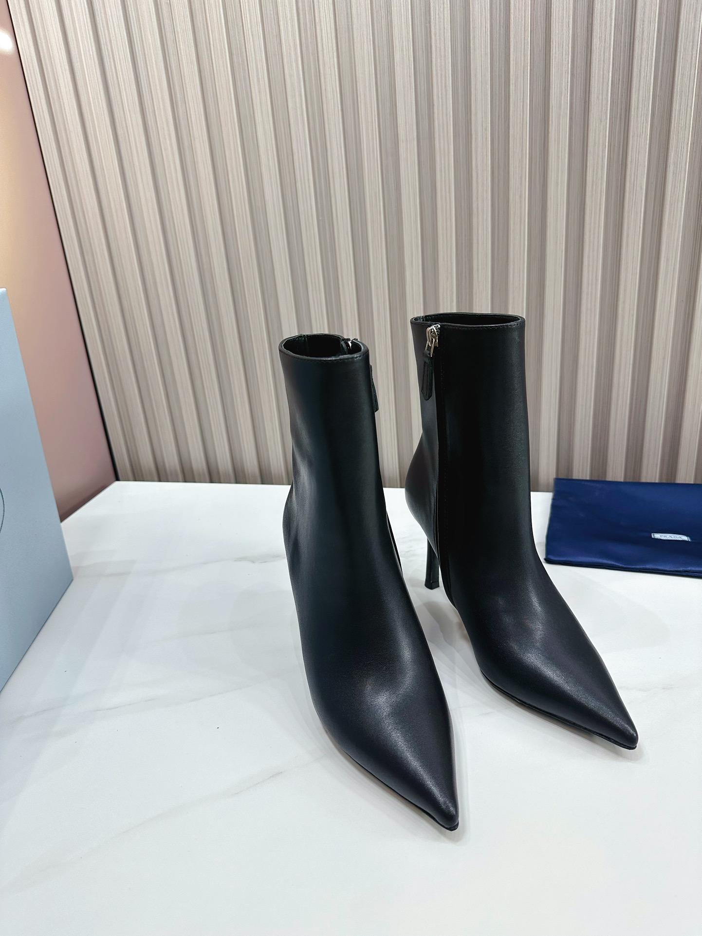 fábrica 2023 SSS relanza las últimas botas largas y cortas de Prada, sandalias zapatos individuales,