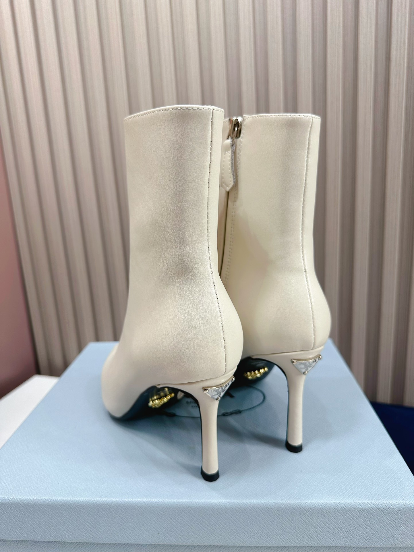 fábrica 2023 SSS relanza las últimas botas largas y cortas de Prada, sandalias zapatos individuales,