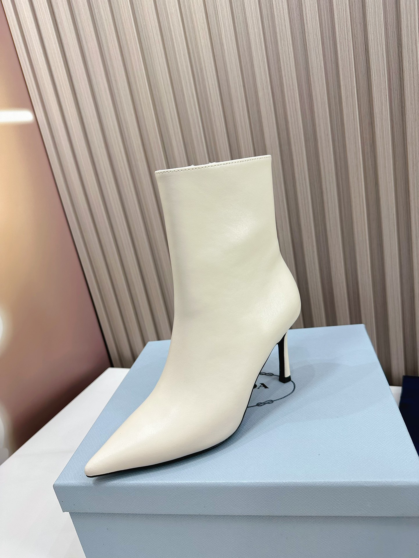 fábrica 2023 SSS relanza las últimas botas largas y cortas de Prada, sandalias zapatos individuales,