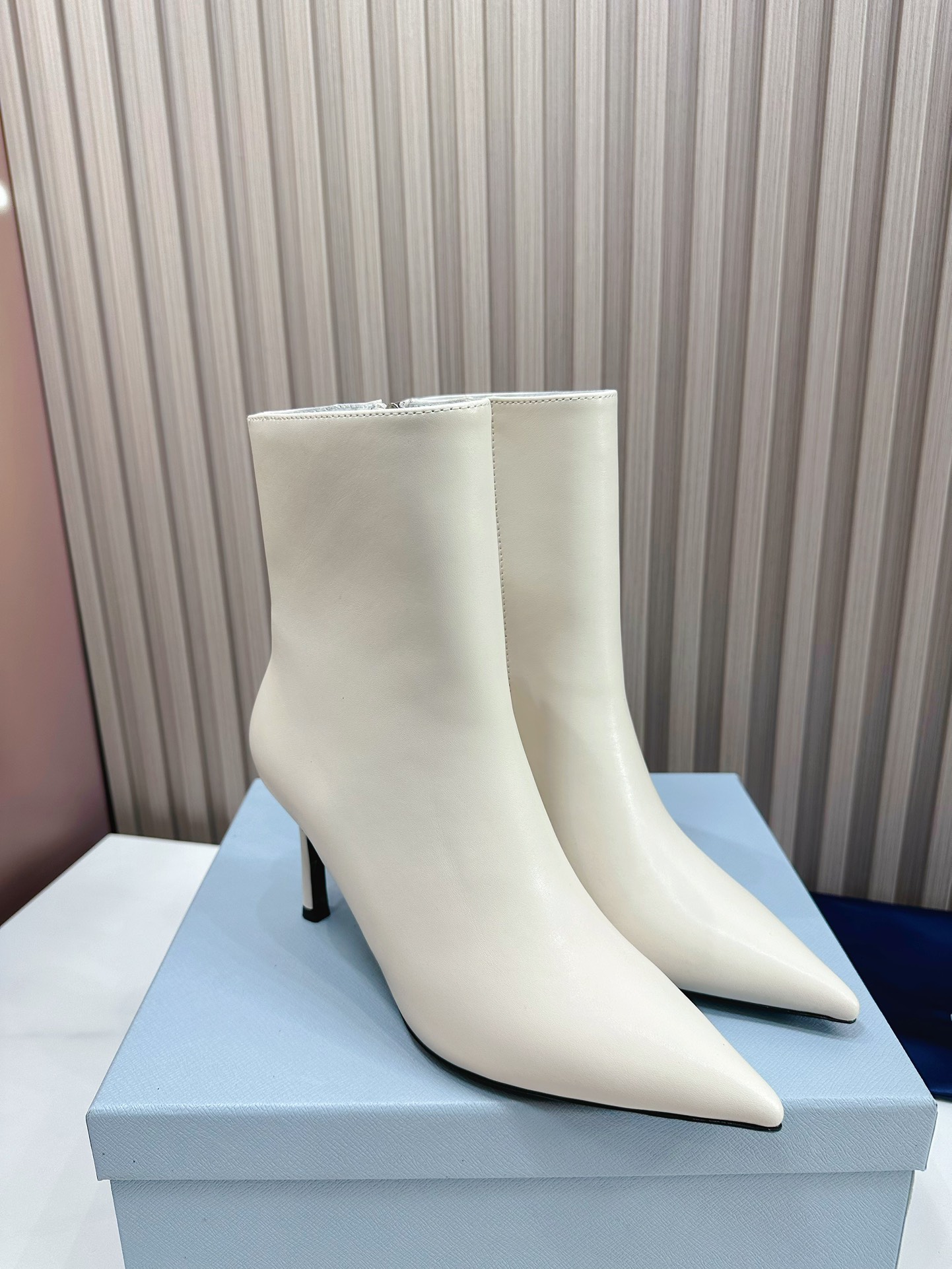 fábrica 2023 SSS relanza las últimas botas largas y cortas de Prada, sandalias zapatos individuales,