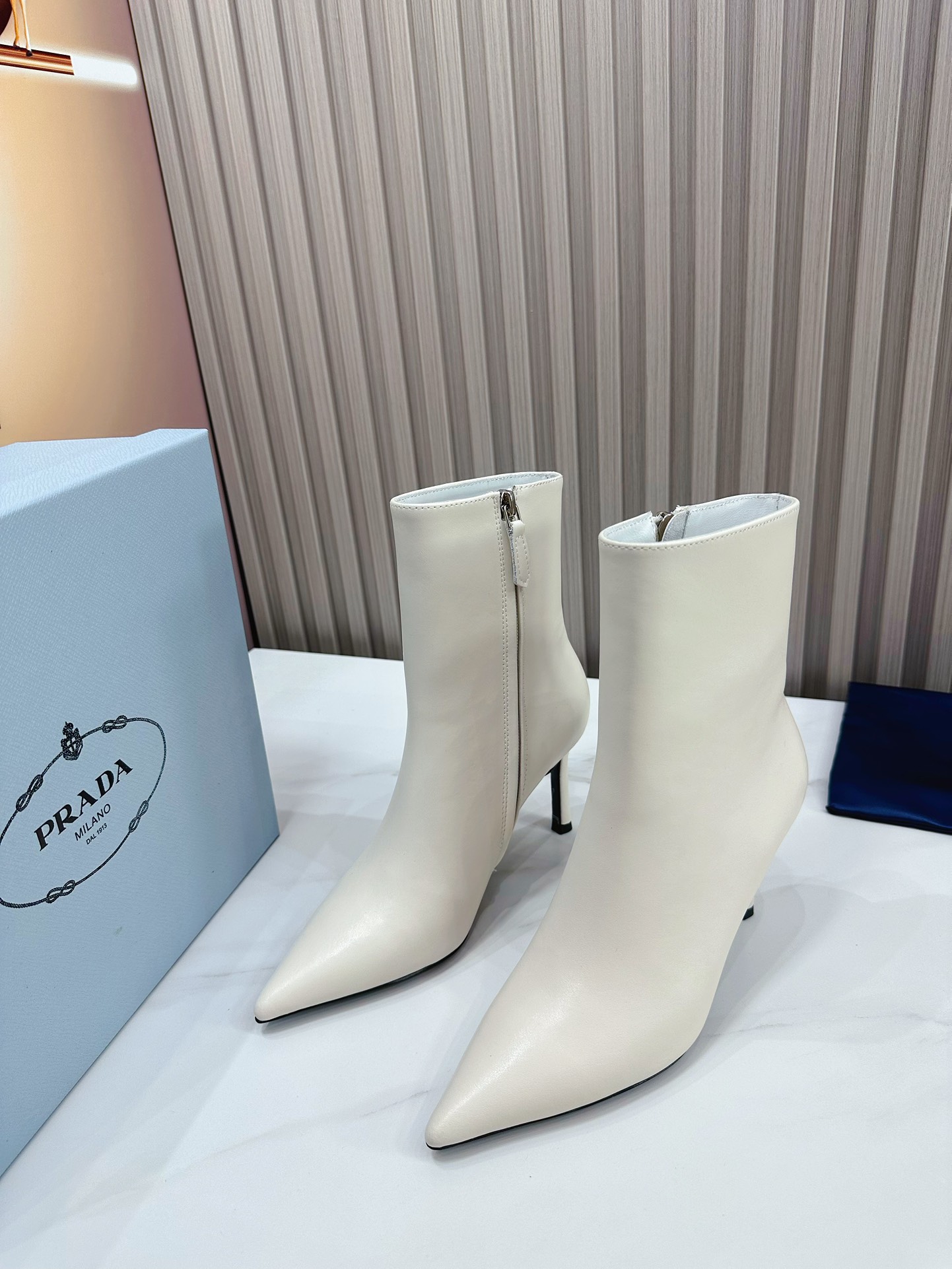 fábrica 2023 SSS relanza las últimas botas largas y cortas de Prada, sandalias zapatos individuales,