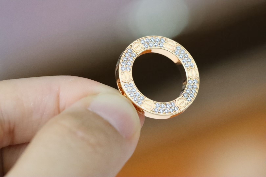 Cartier Cartier/卡地亚 玫瑰金 满钻圆饼 项链