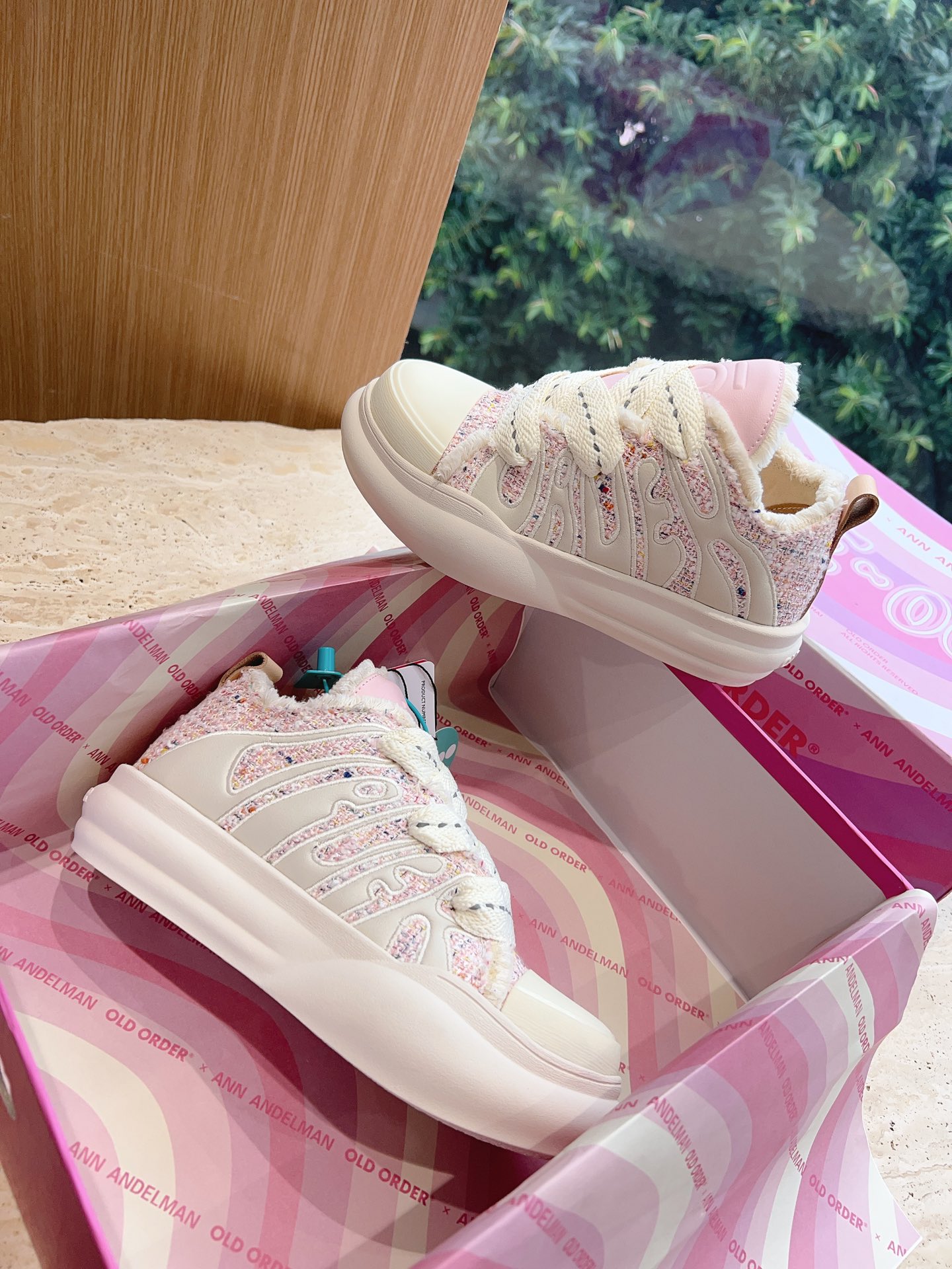 Original Cattle Skin Fabric Shoes with Network Inside, Size 35-39 (Customizable to 40) - 图片 2