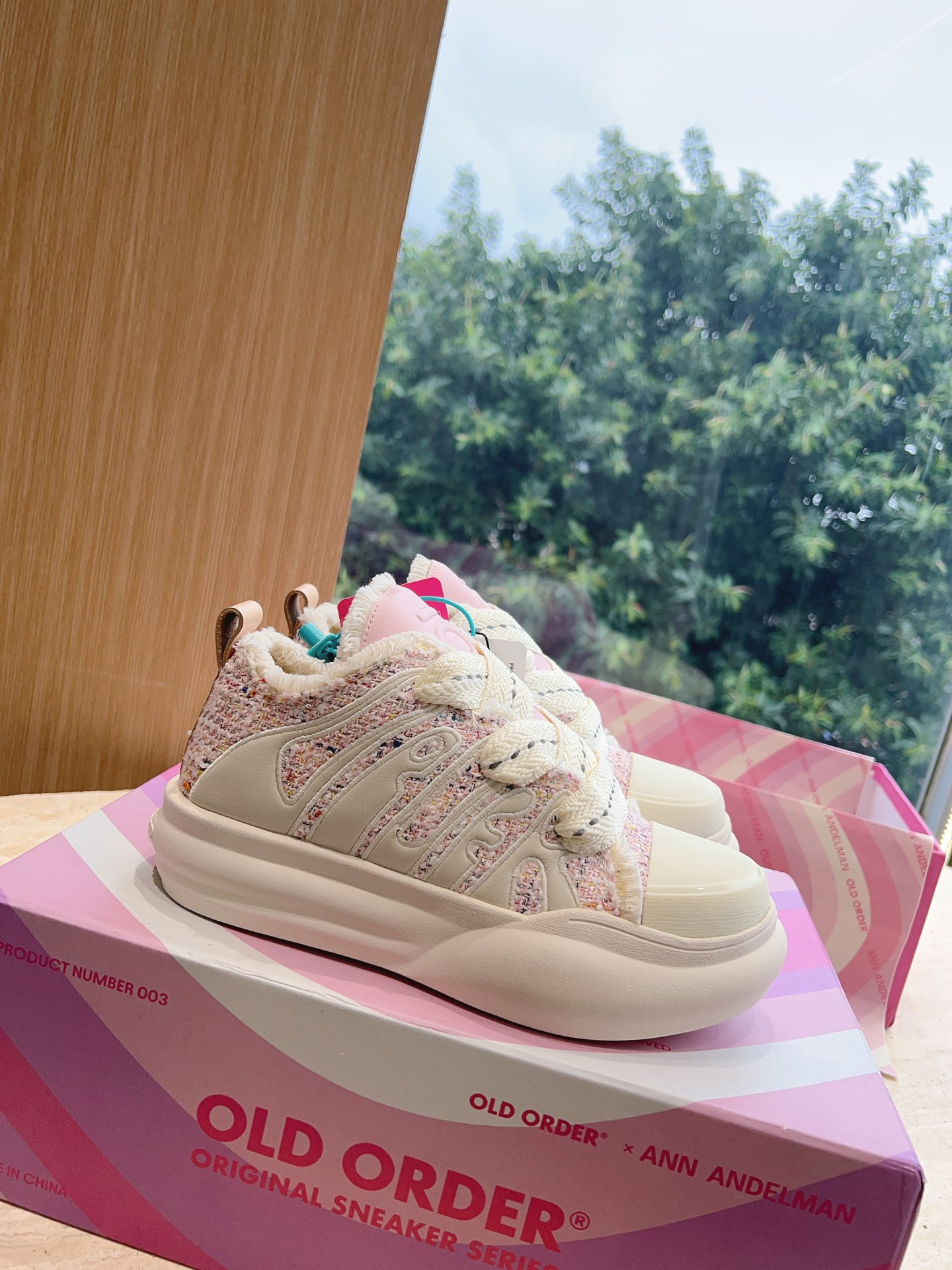 Original Cattle Skin Fabric Shoes with Network Inside, Size 35-39 (Customizable to 40) - 图片 6