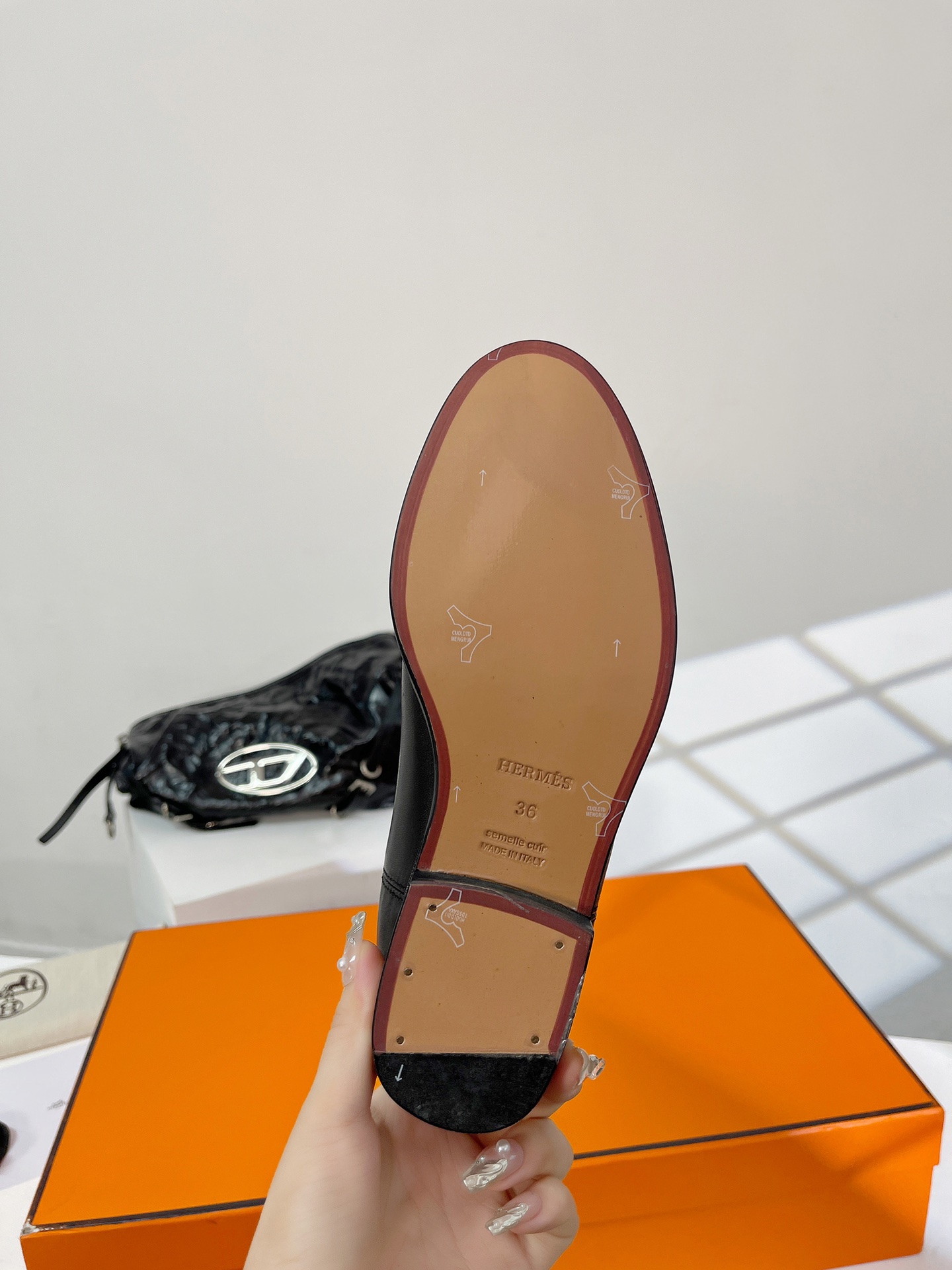 爱马H*ermès最高版Kelly Jumping锁扣骑士靴网红必备款！超级重磅的一款经典靴。▫️专柜原