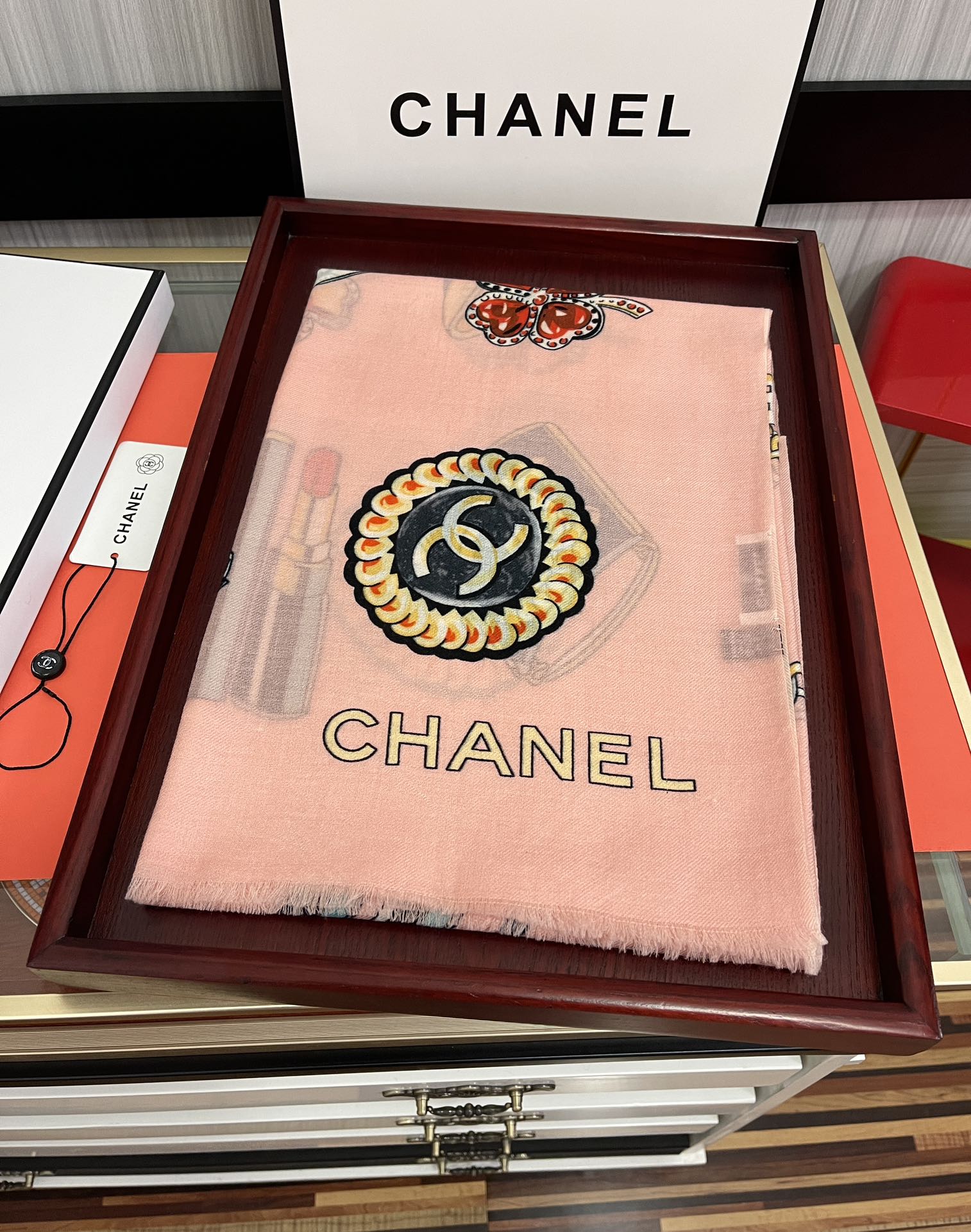CHANEL香奈儿双c面戒指绒长巾